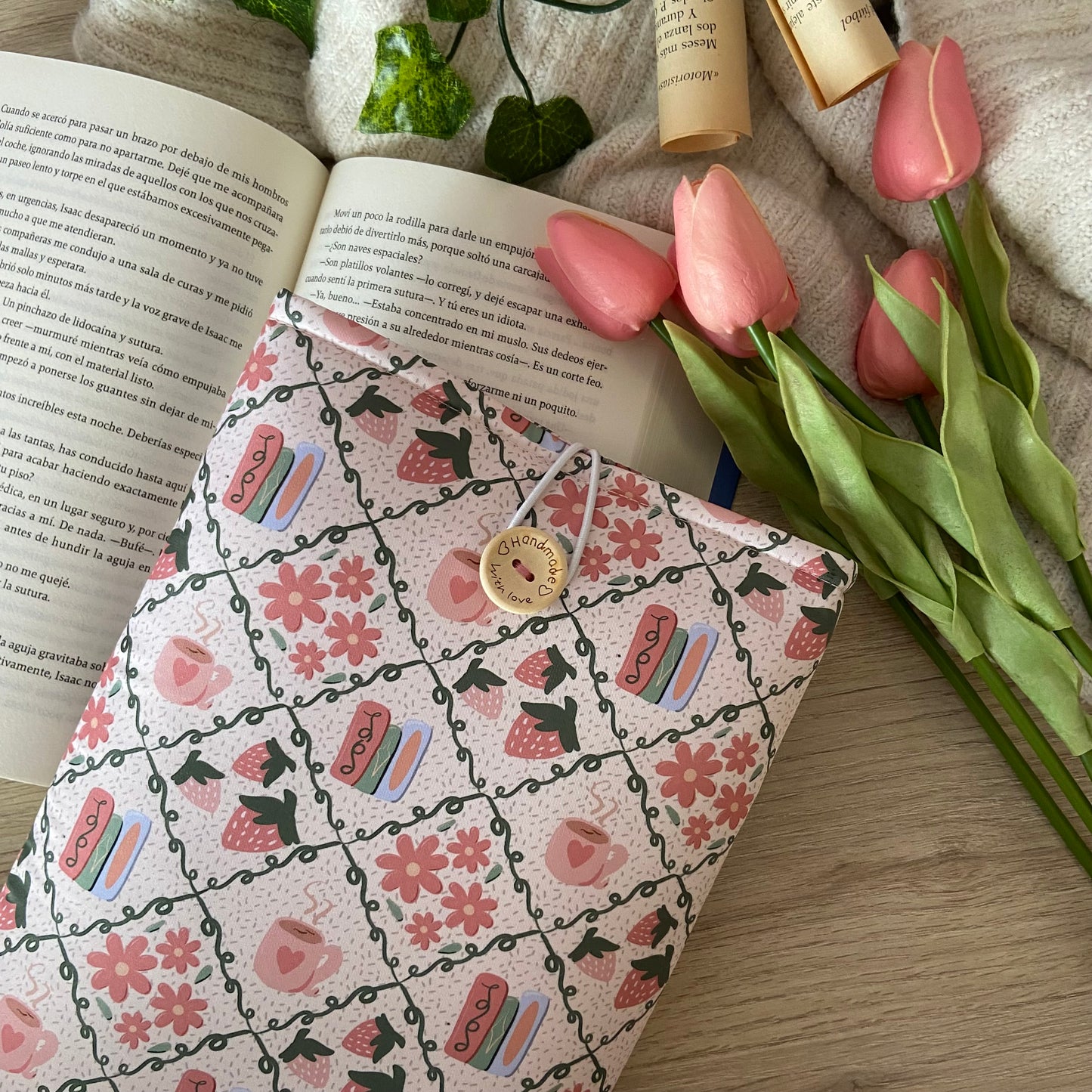 Funda literaria lectura en primavera