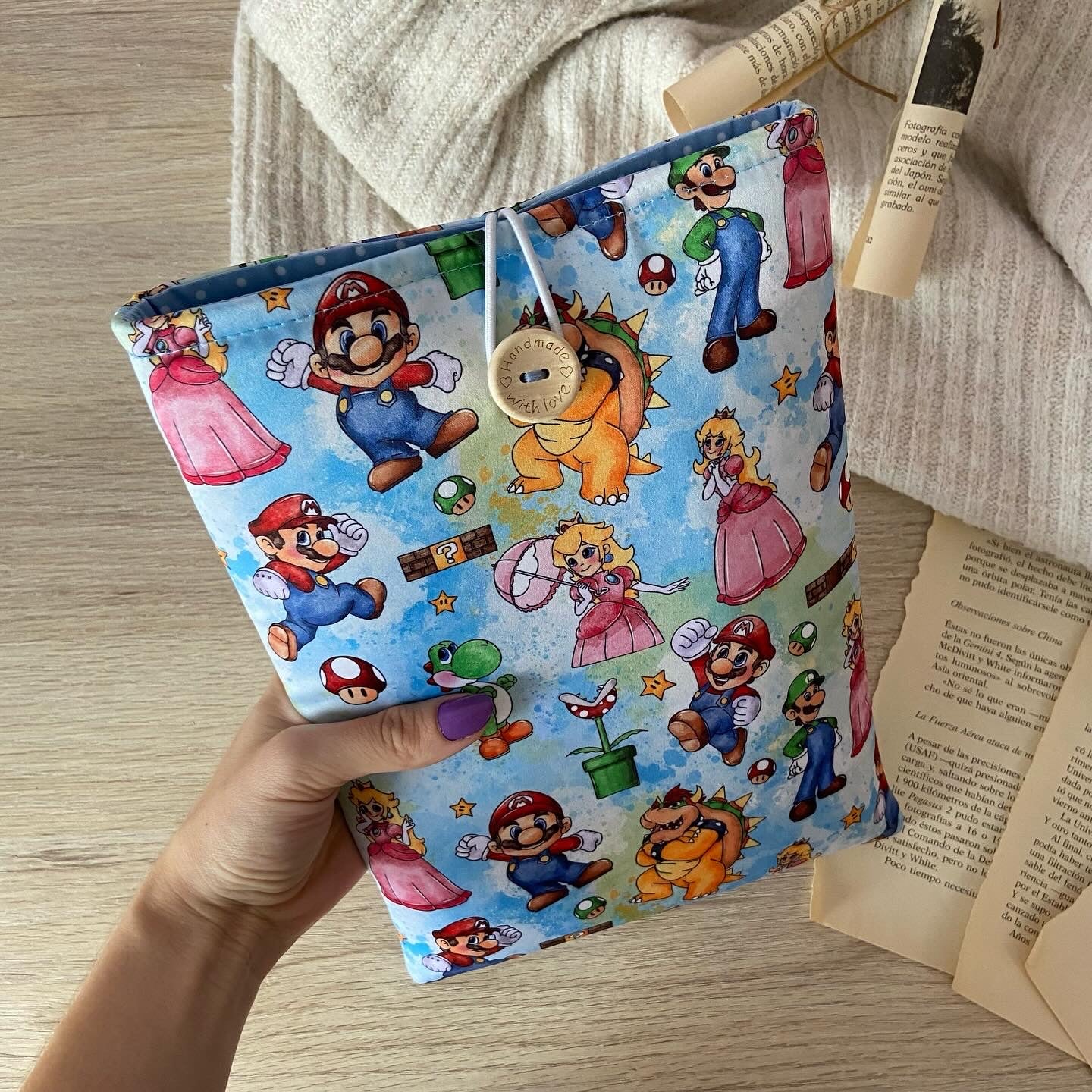 Funda literaria Mario Bros