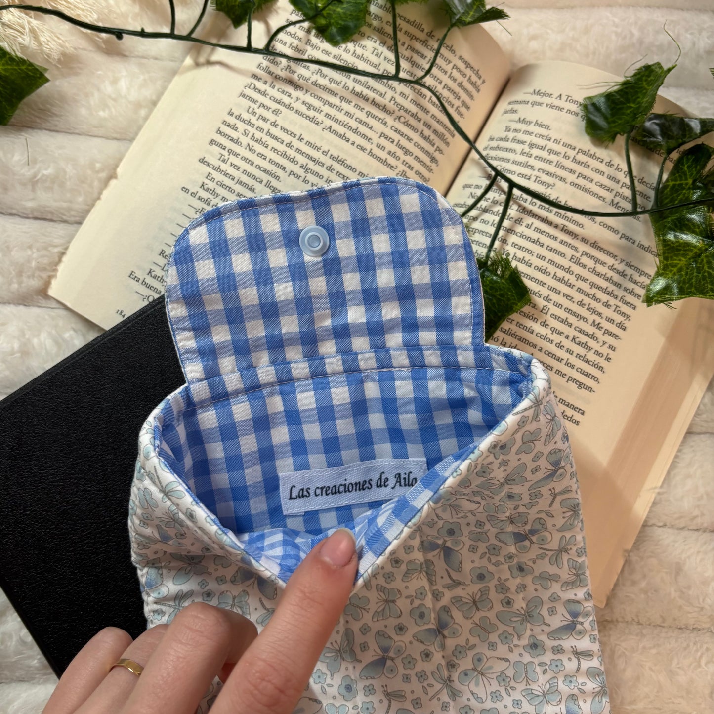 Funda kindle/kobo libra colour blue happiness