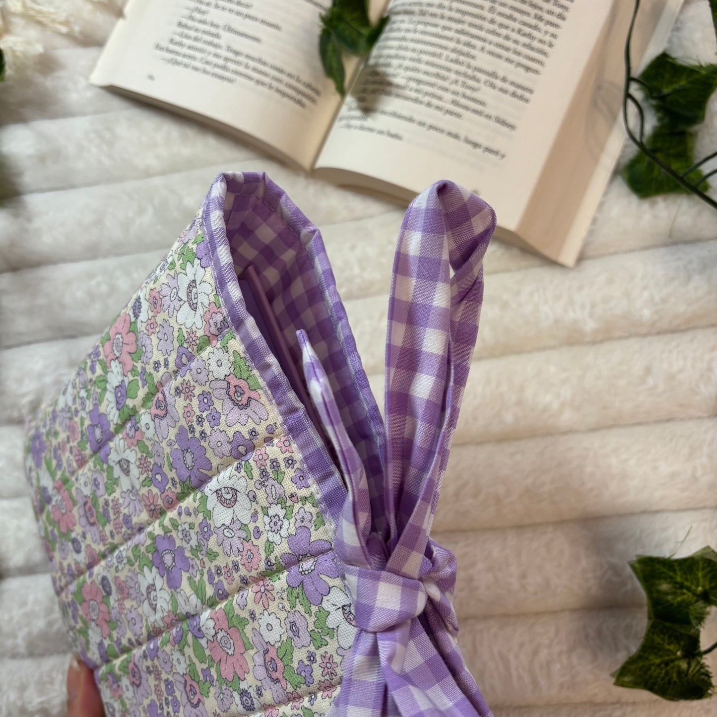 Funda literaria Anastasia