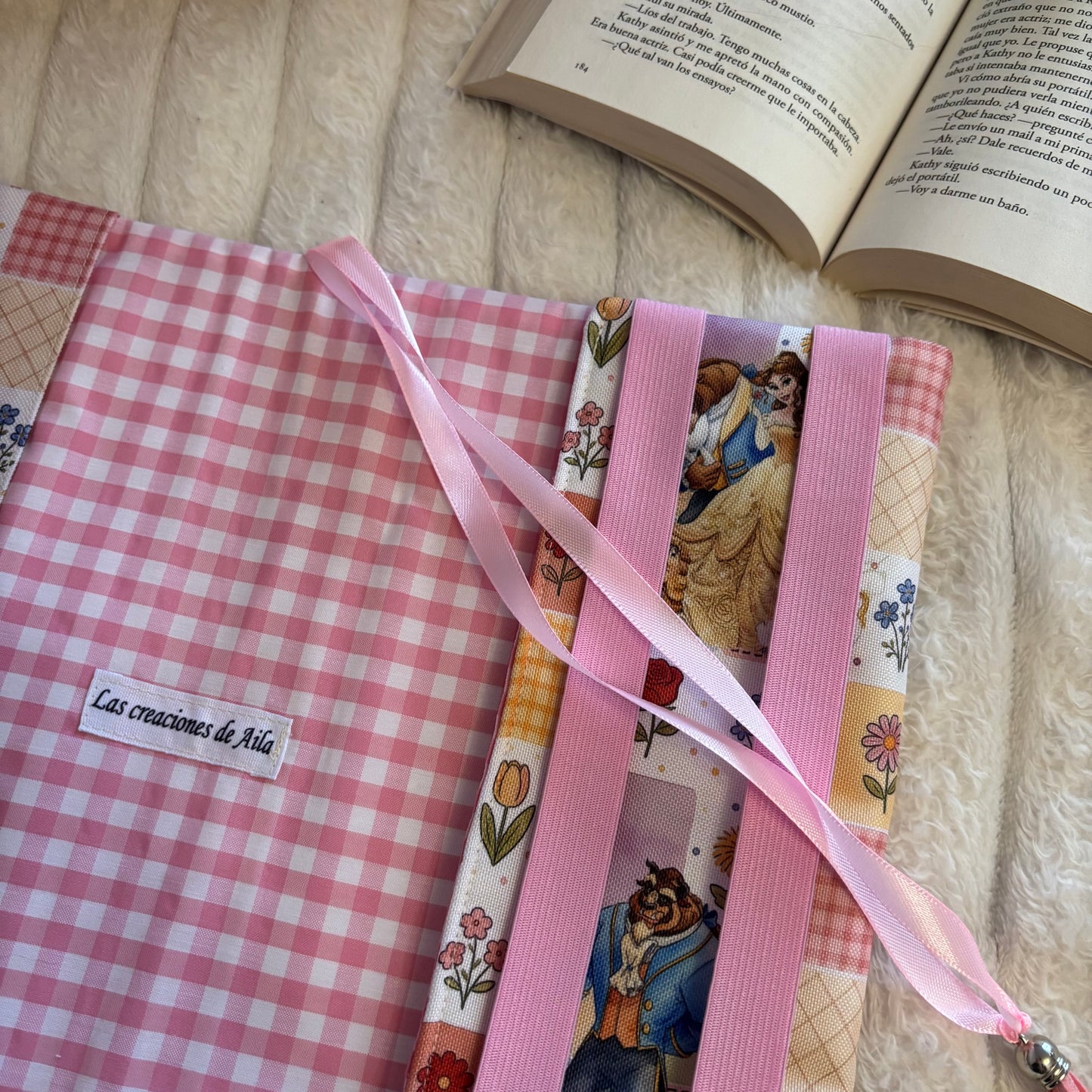 Funda ajustable Bella y Bestia Bloom impermeable