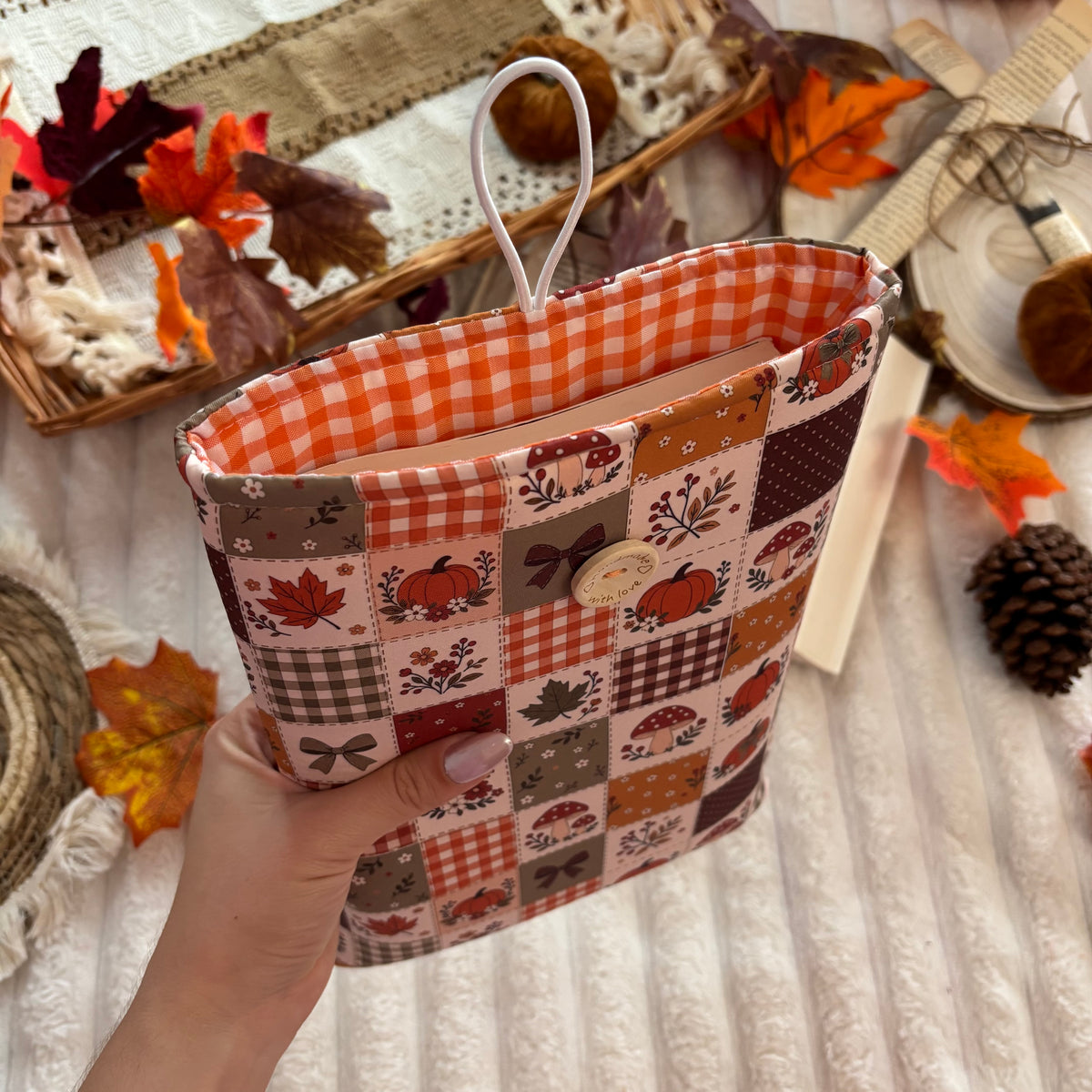 Funda literaria collage otoñal