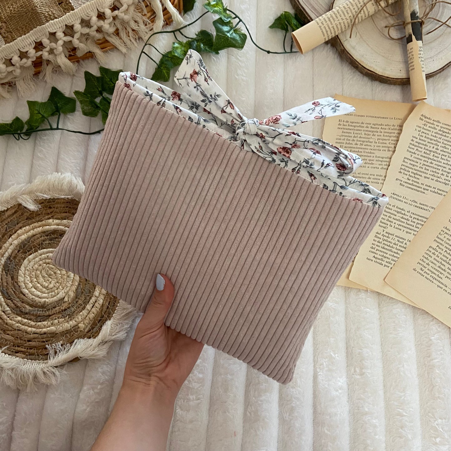 Funda literaria Boston de pana