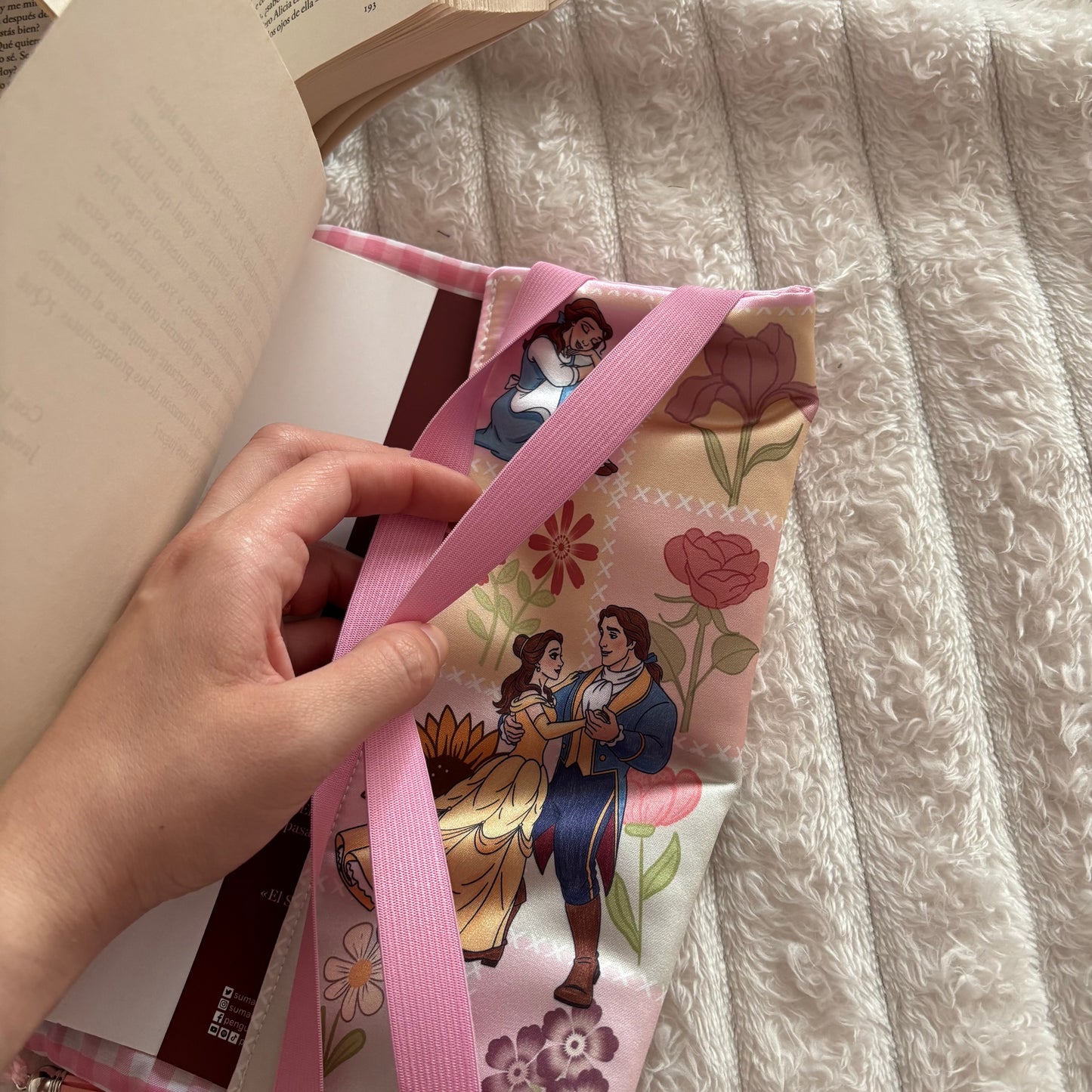 Funda ajustable Bella en primavera