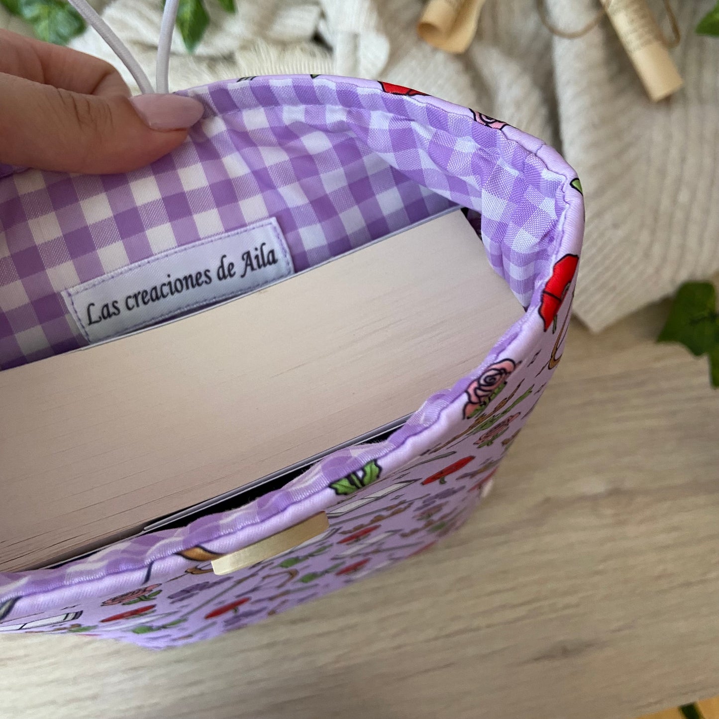 Funda literaria Powerless