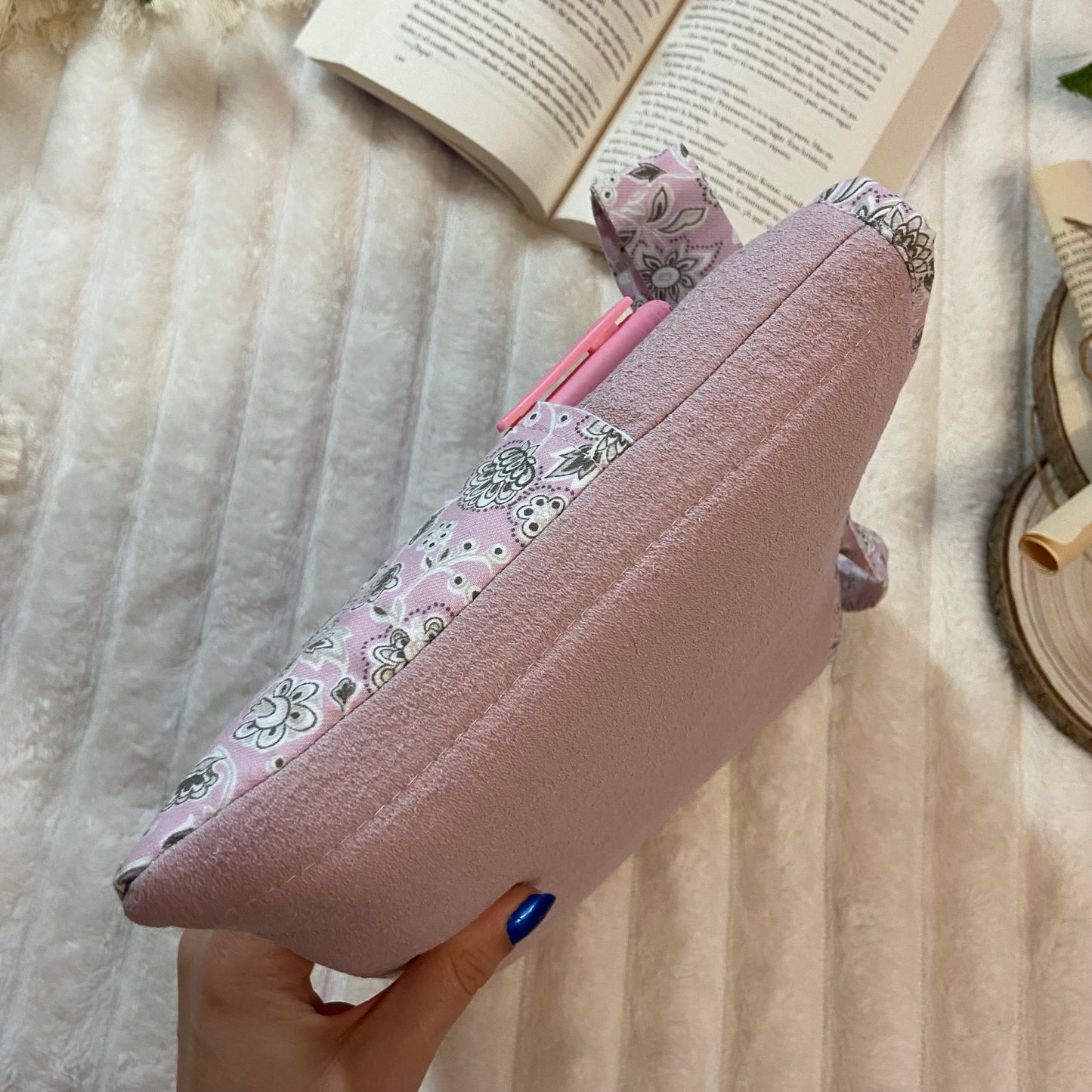 Funda literaria Rosalia con bolsillo acolchada