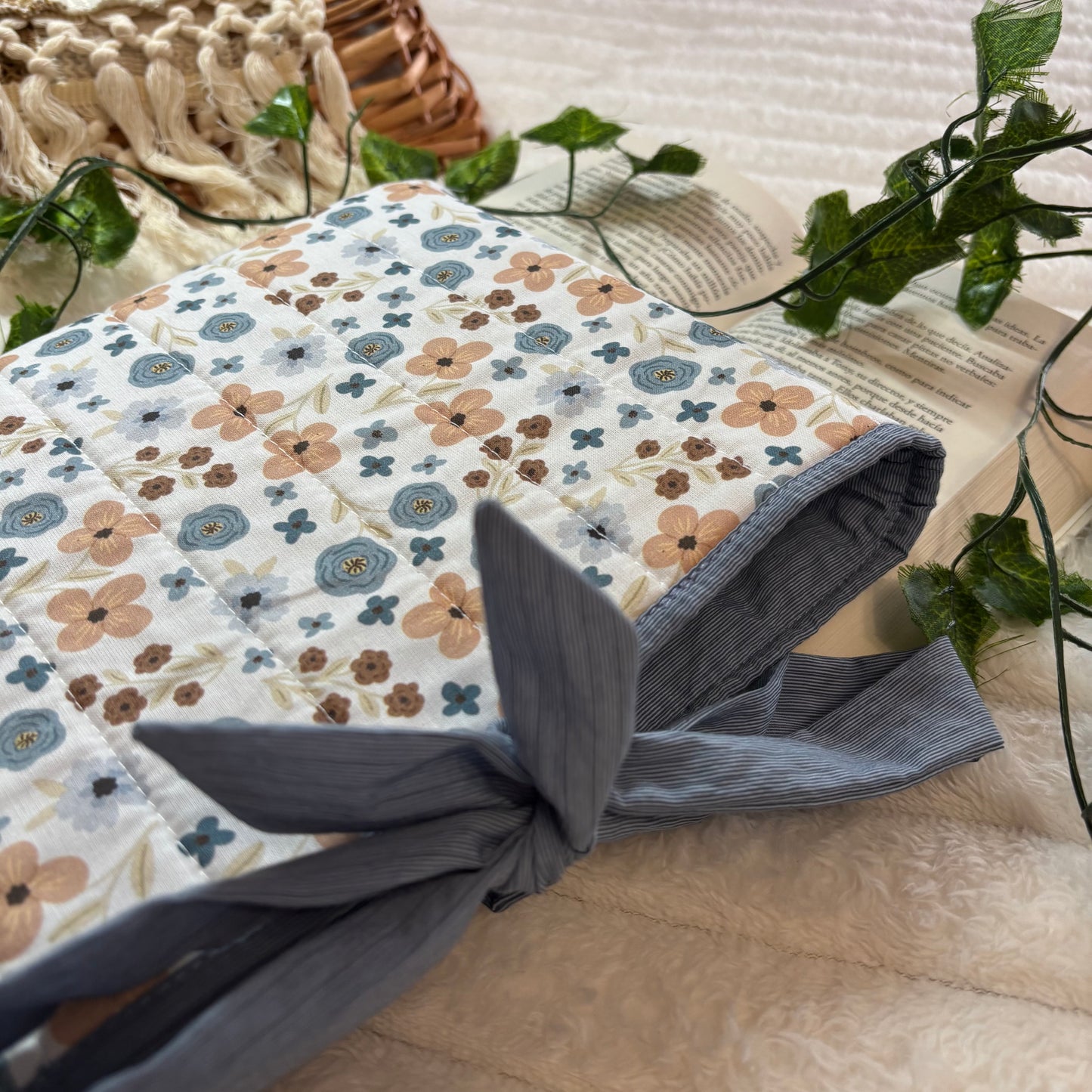 Funda literaria Aylén