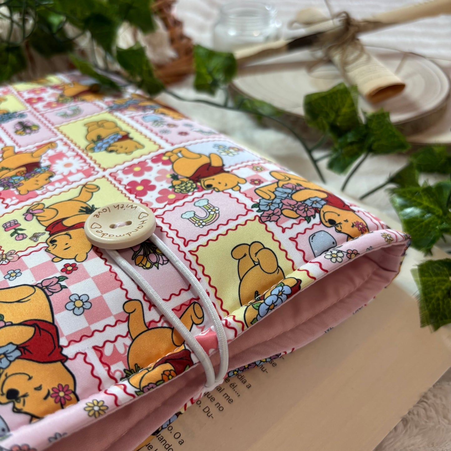 Funda literaria collage Winnie