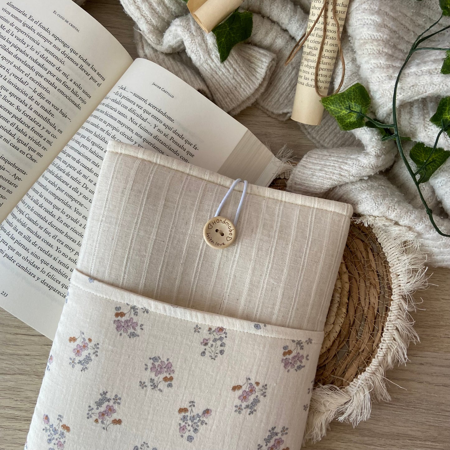 Funda literaria Lila con bolsillo