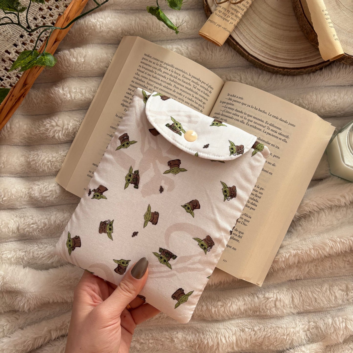 Funda para ebook Yoda