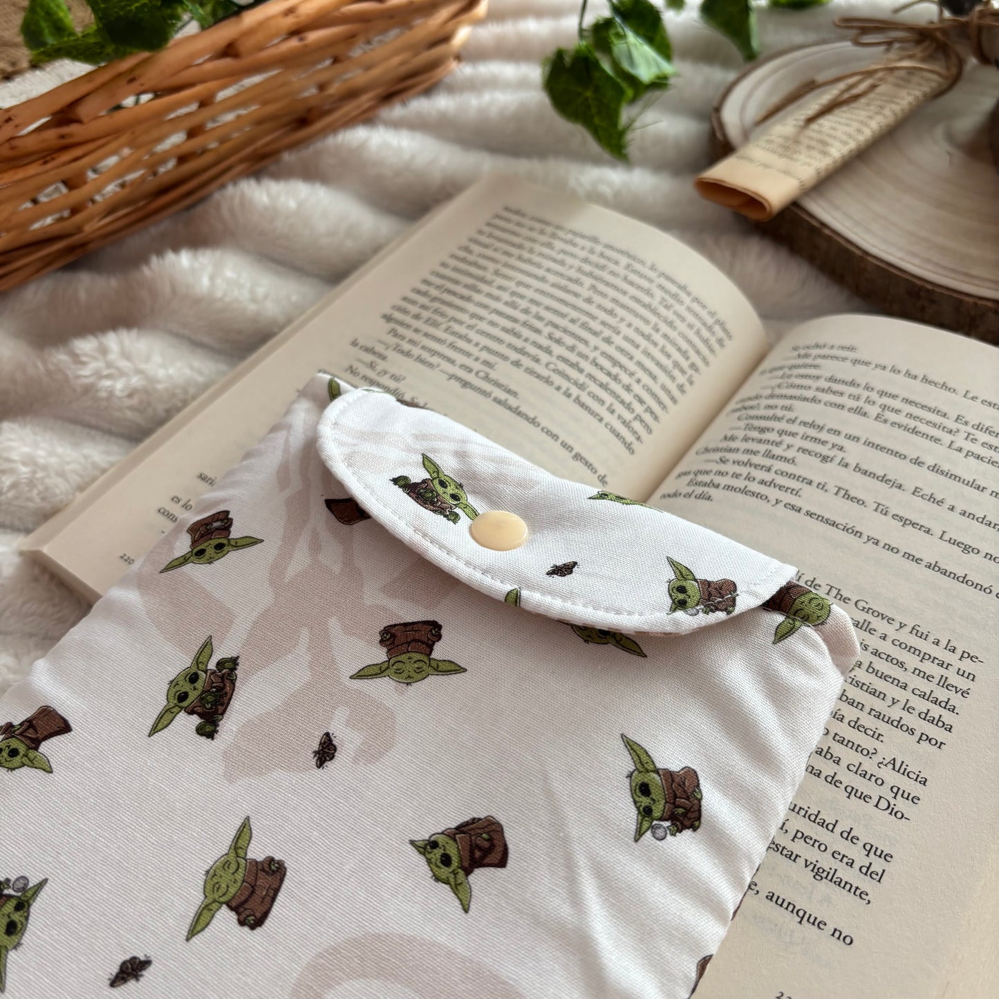 Funda para ebook Yoda