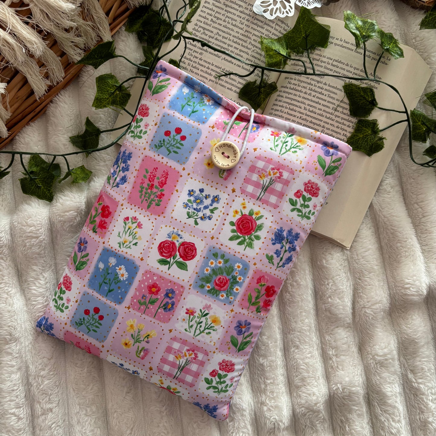 Funda literaria esencia primaveral