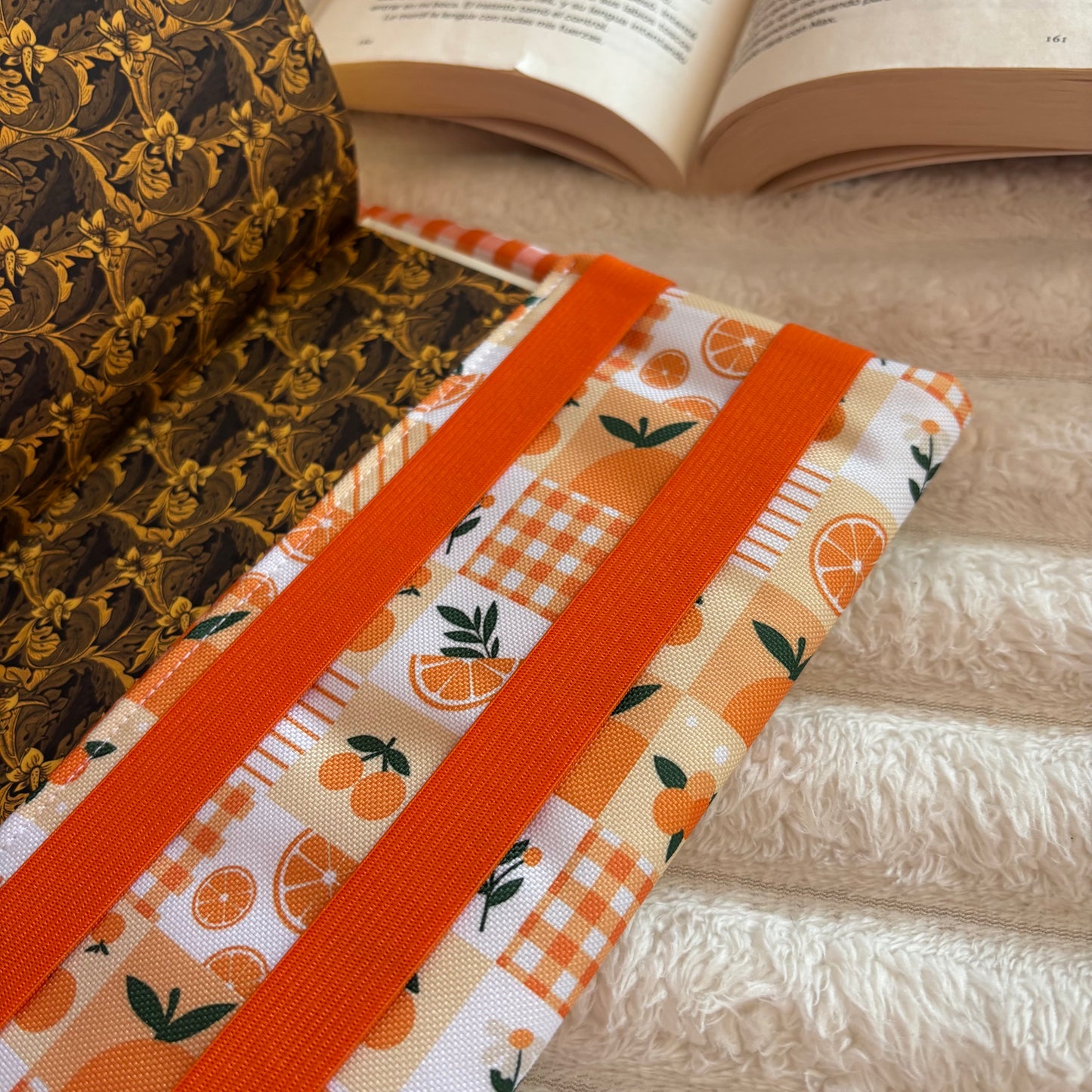 Funda ajustable naranjada impermeable