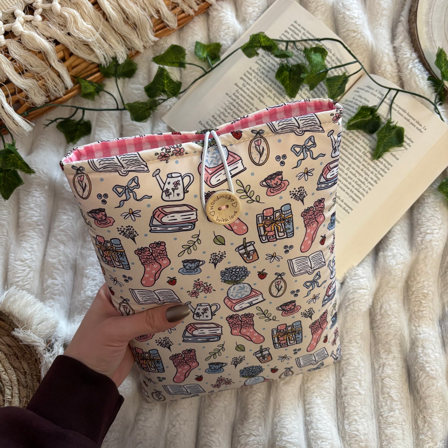 Funda literaria spring is coming