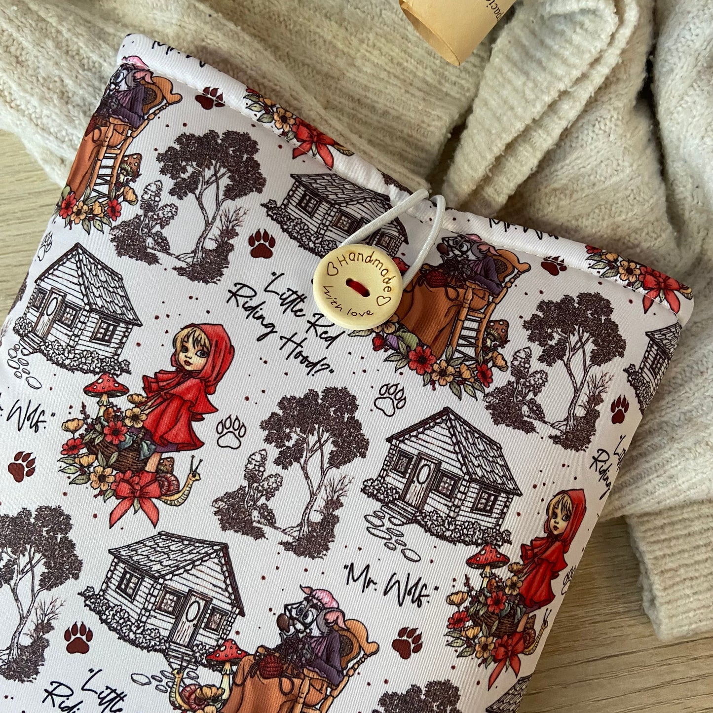 Funda literaria Caperucita roja