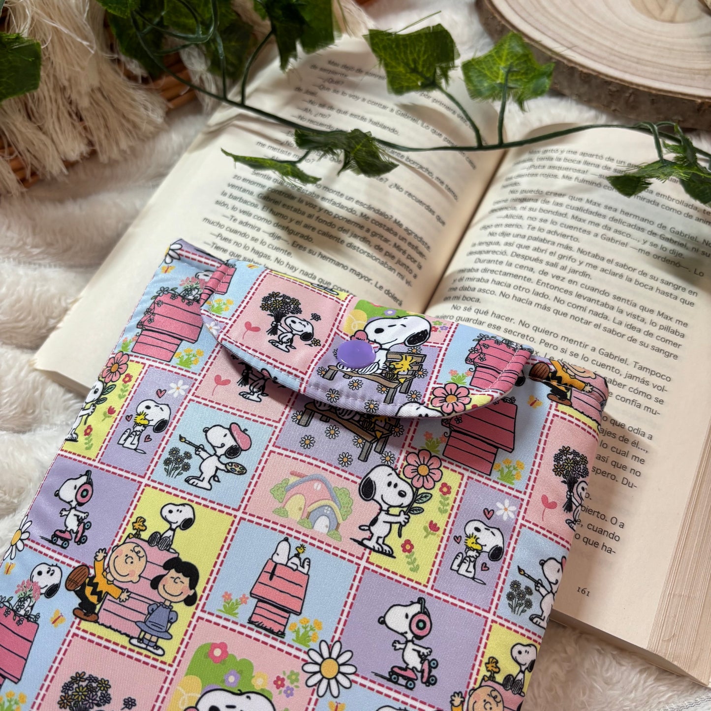 Funda kindle/kobo libra colour Snoopy en la vida