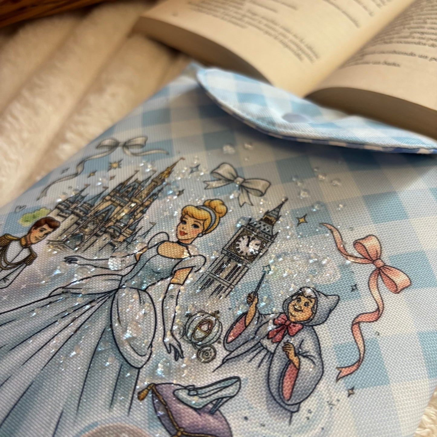 Funda kindle/kobo Cenicienta impermeable