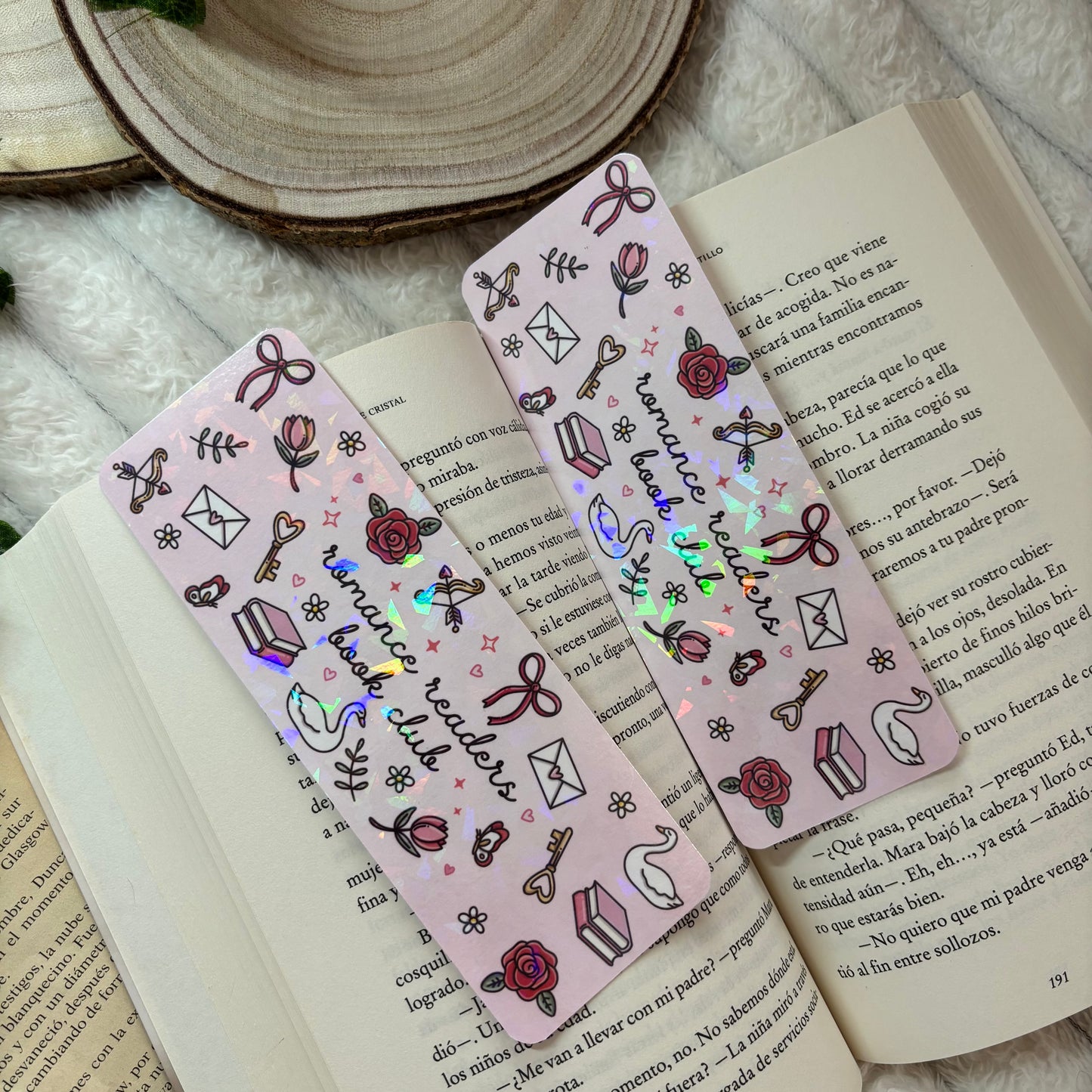 Marcapáginas romance readers bookclub holográfico