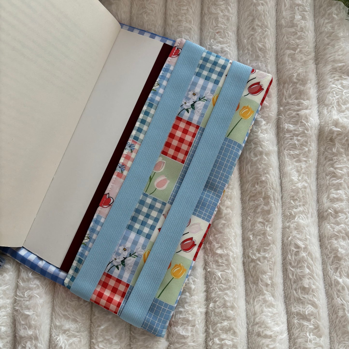 Funda ajustable tulipanes en primavera
