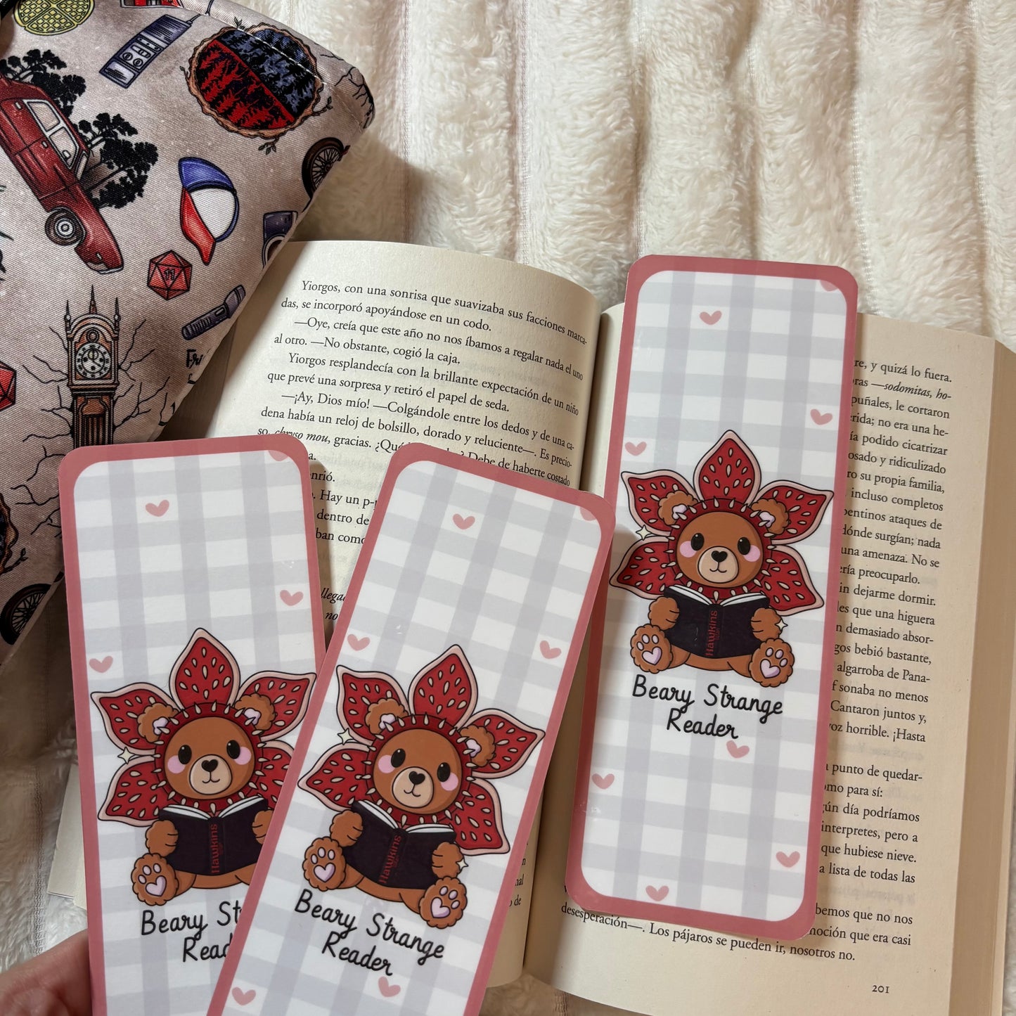 Marcapáginas Beary Strange Reader