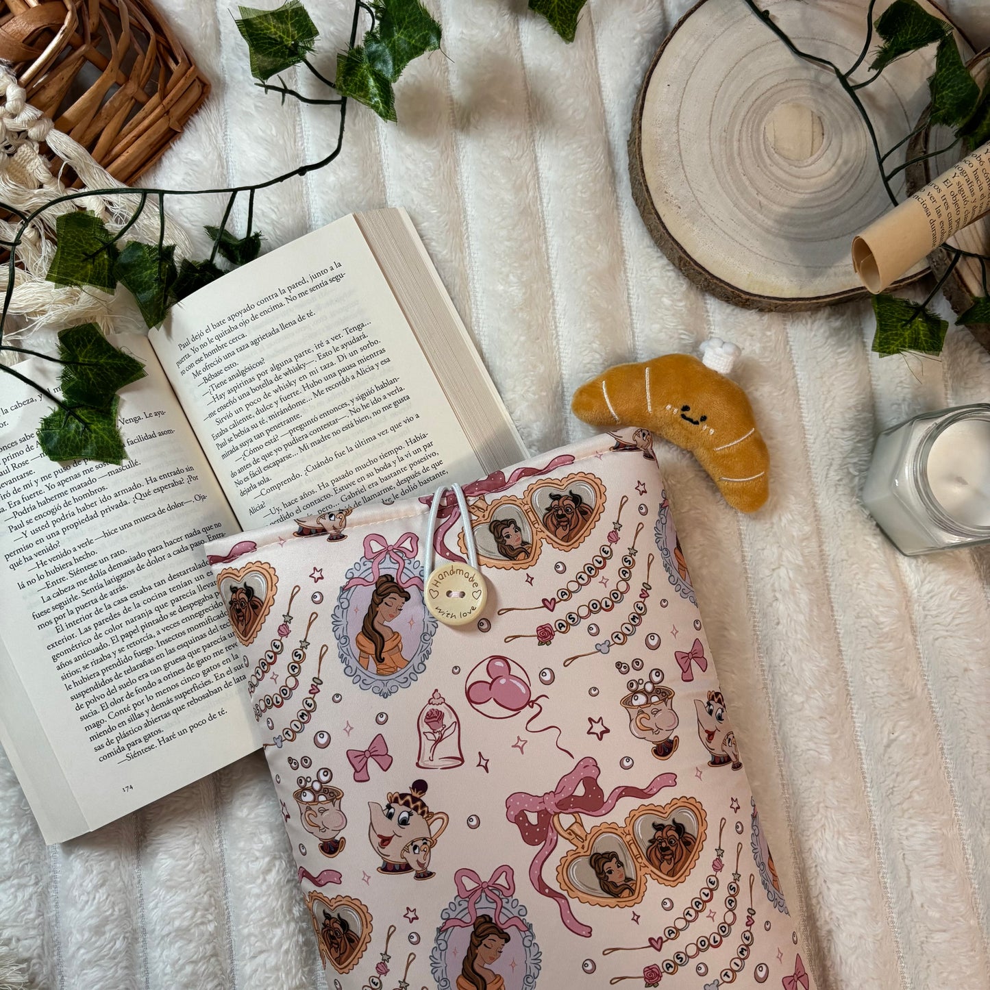 Funda literaria Tale as old as time Bella y Bestia