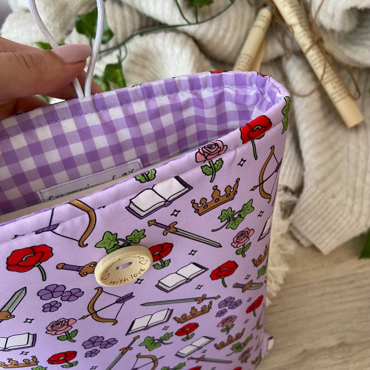Pack funda powerless + marcapáginas + taza
