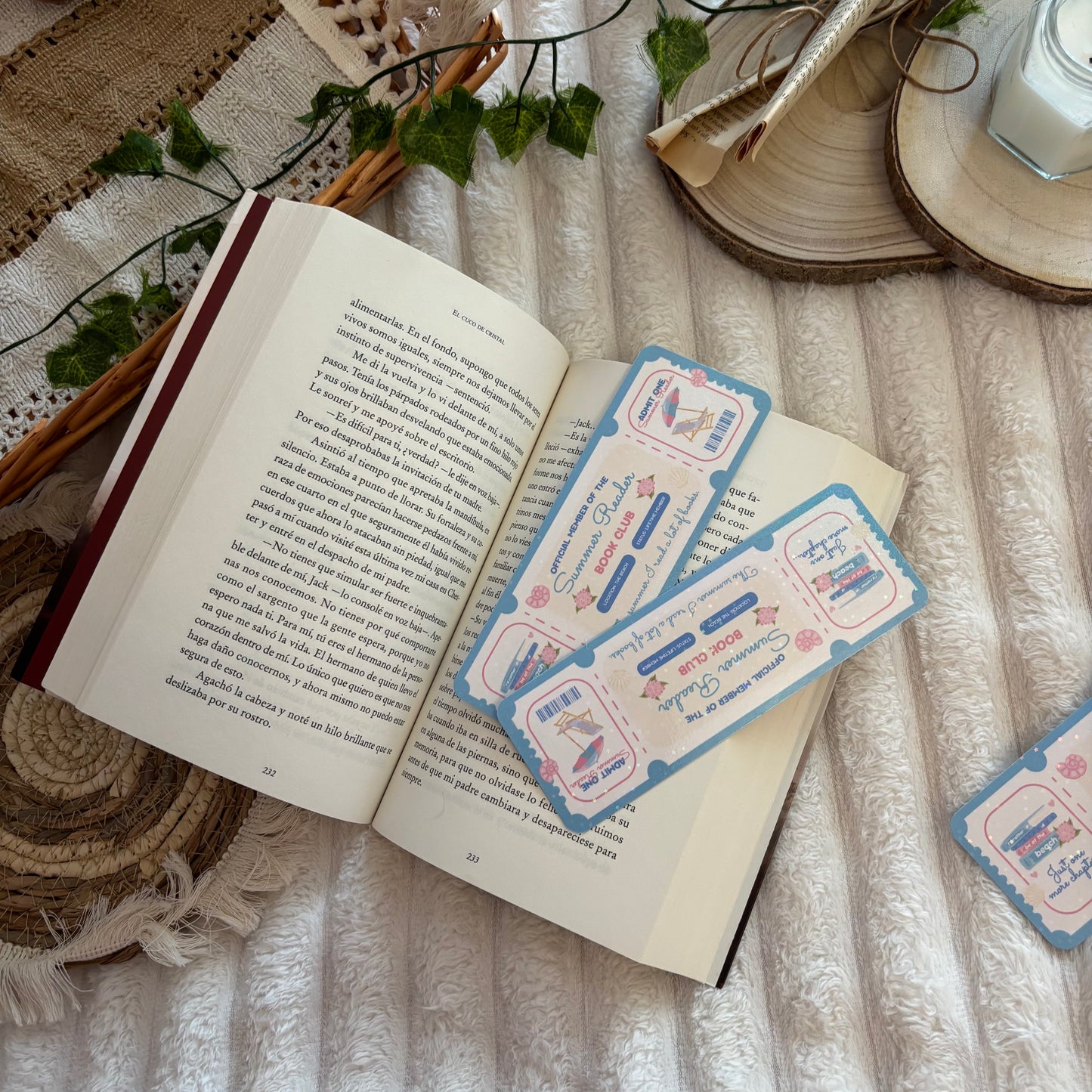 Marcapáginas summer reader bookclub holográfico