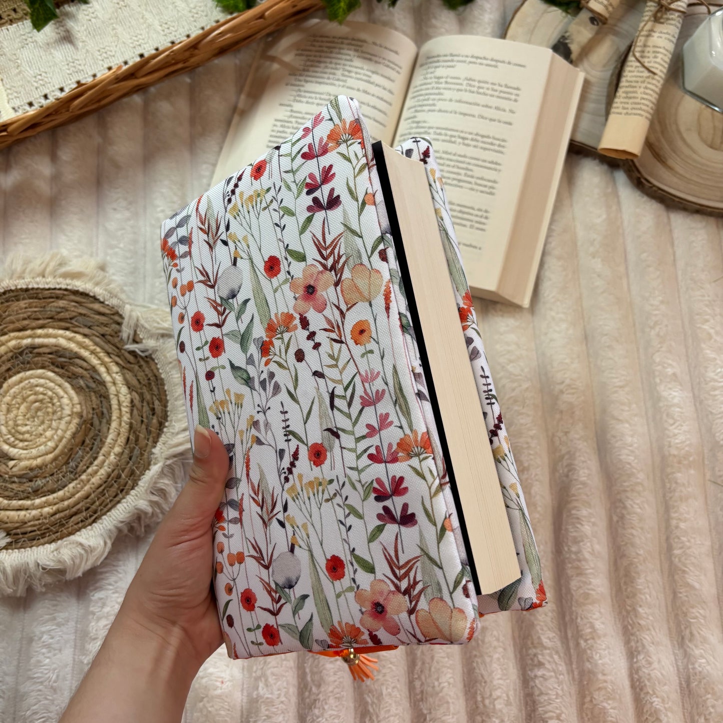 Funda ajustable ramas de flores impermeable