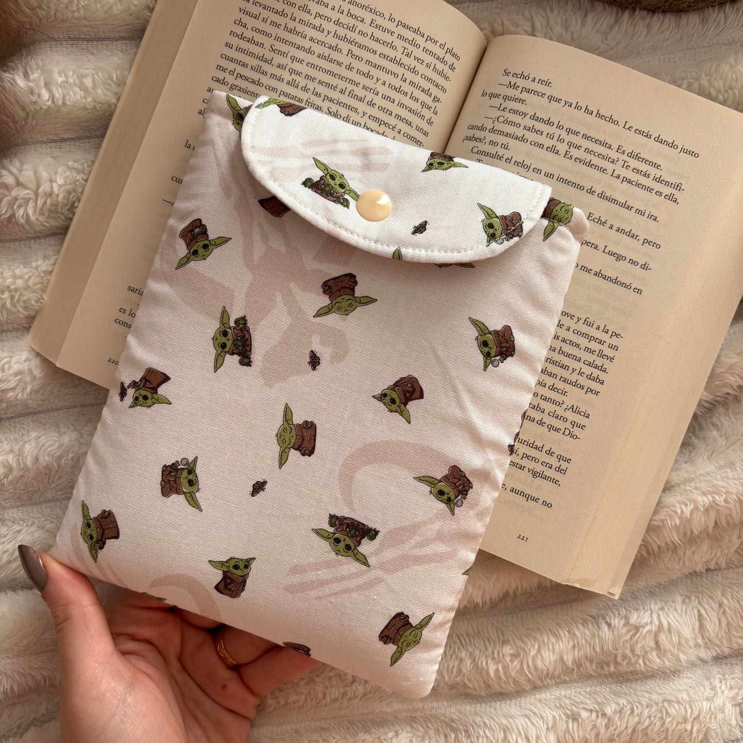 Funda para ebook Yoda
