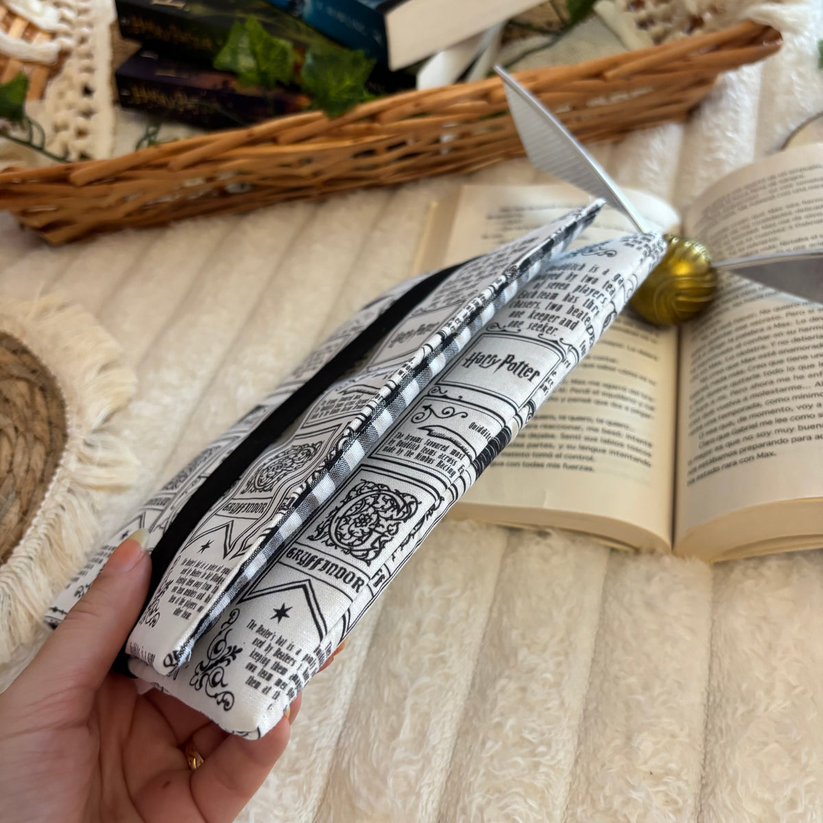 Funda para ebook con solapa Quidditch