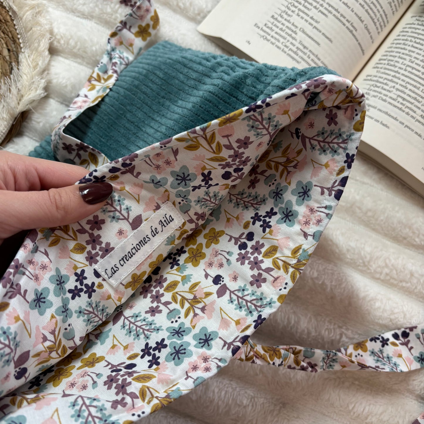 Funda literaria Roma de pana