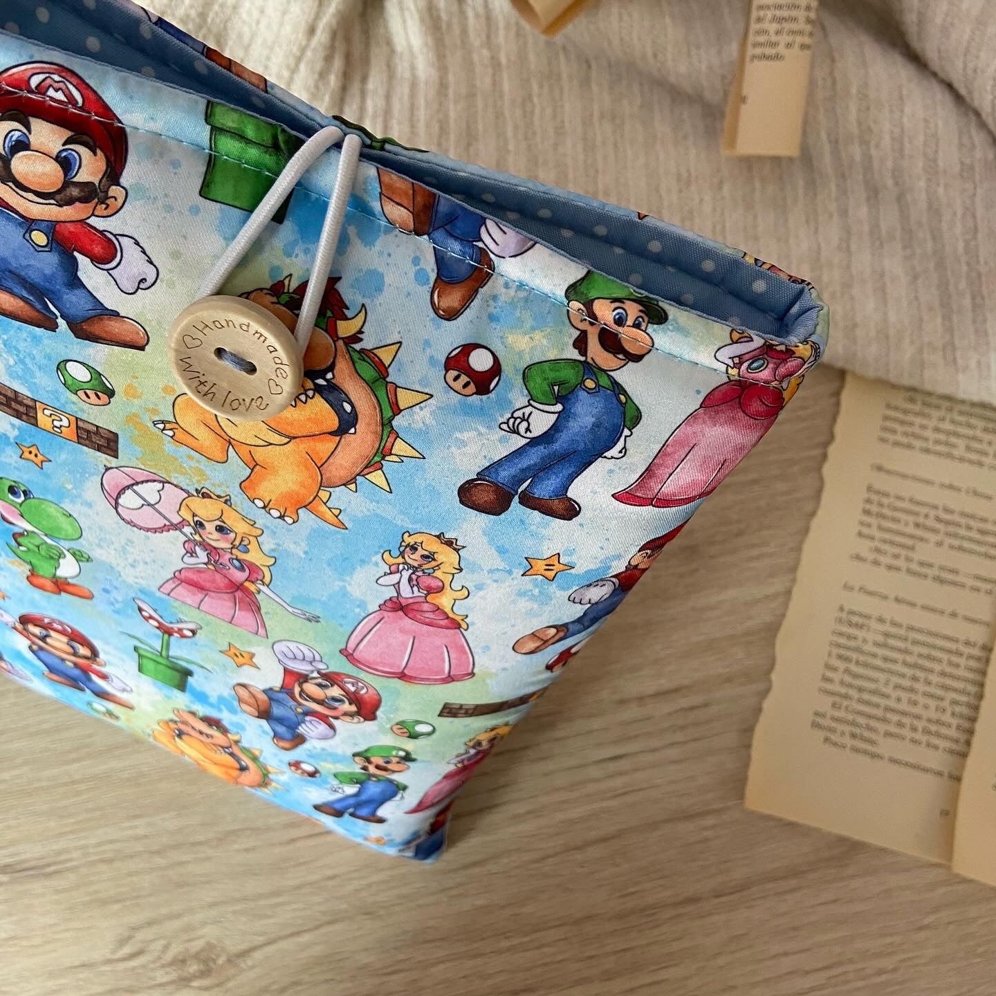 Funda literaria Mario Bros