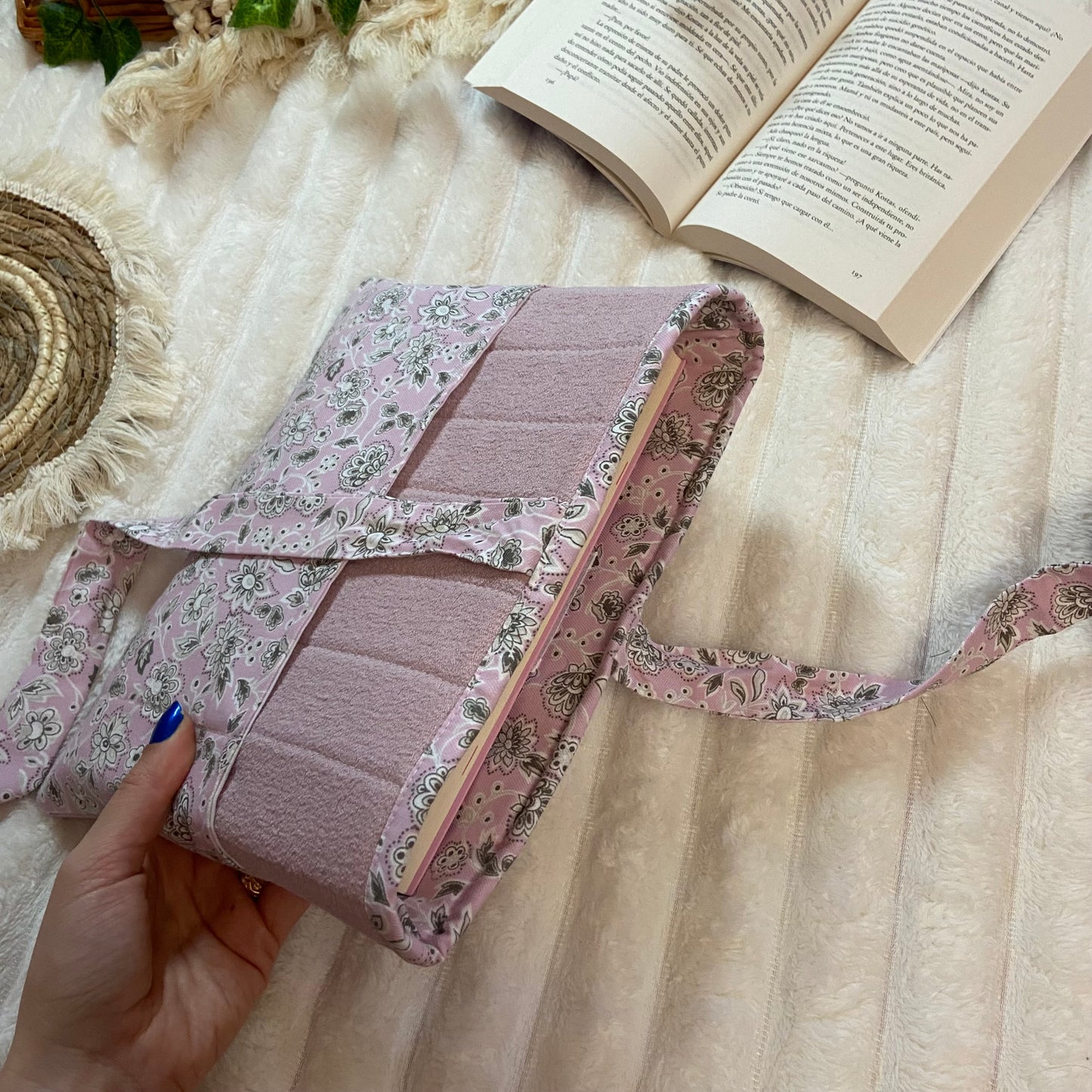Funda literaria Rosalia con bolsillo acolchada