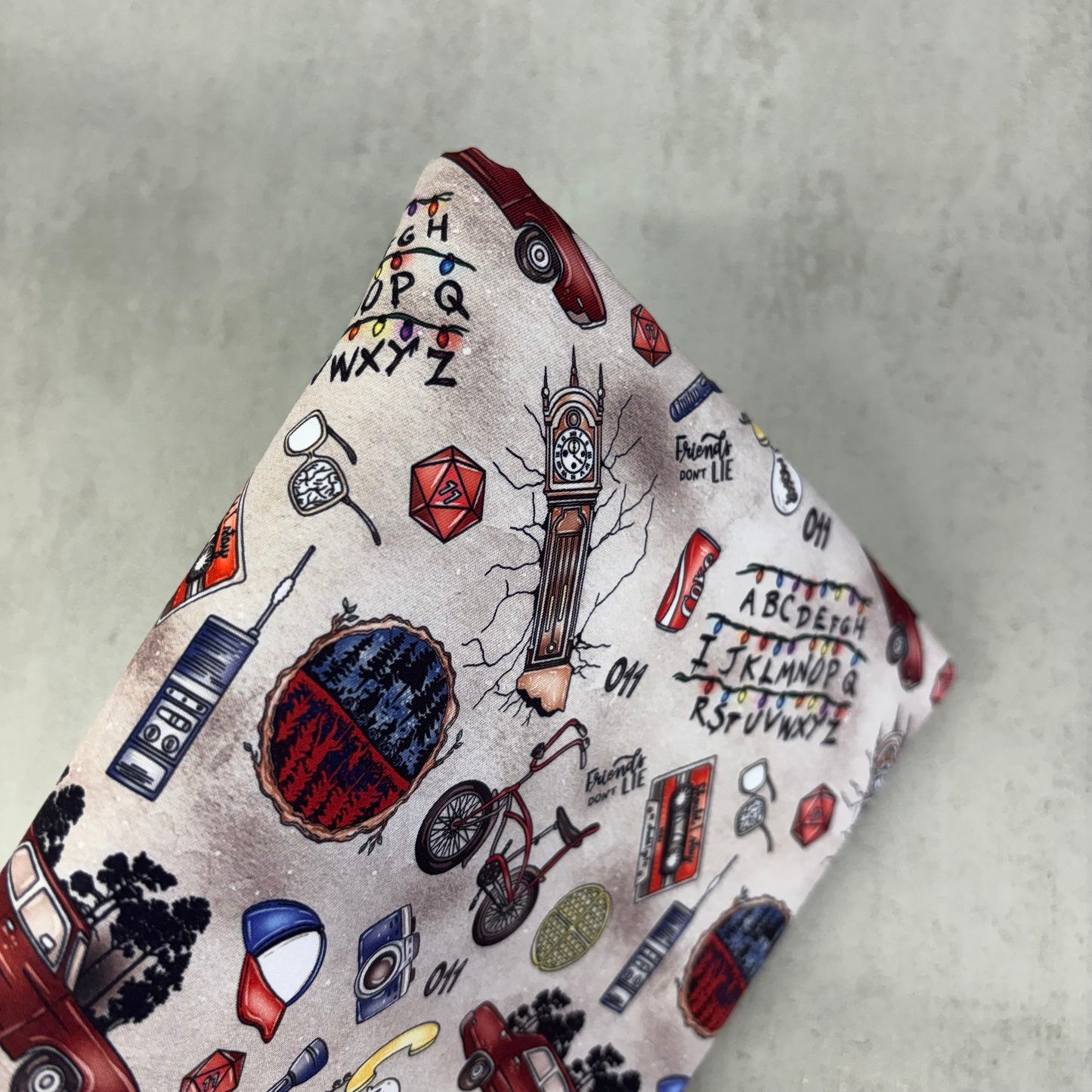 Funda ajustable Stranger things