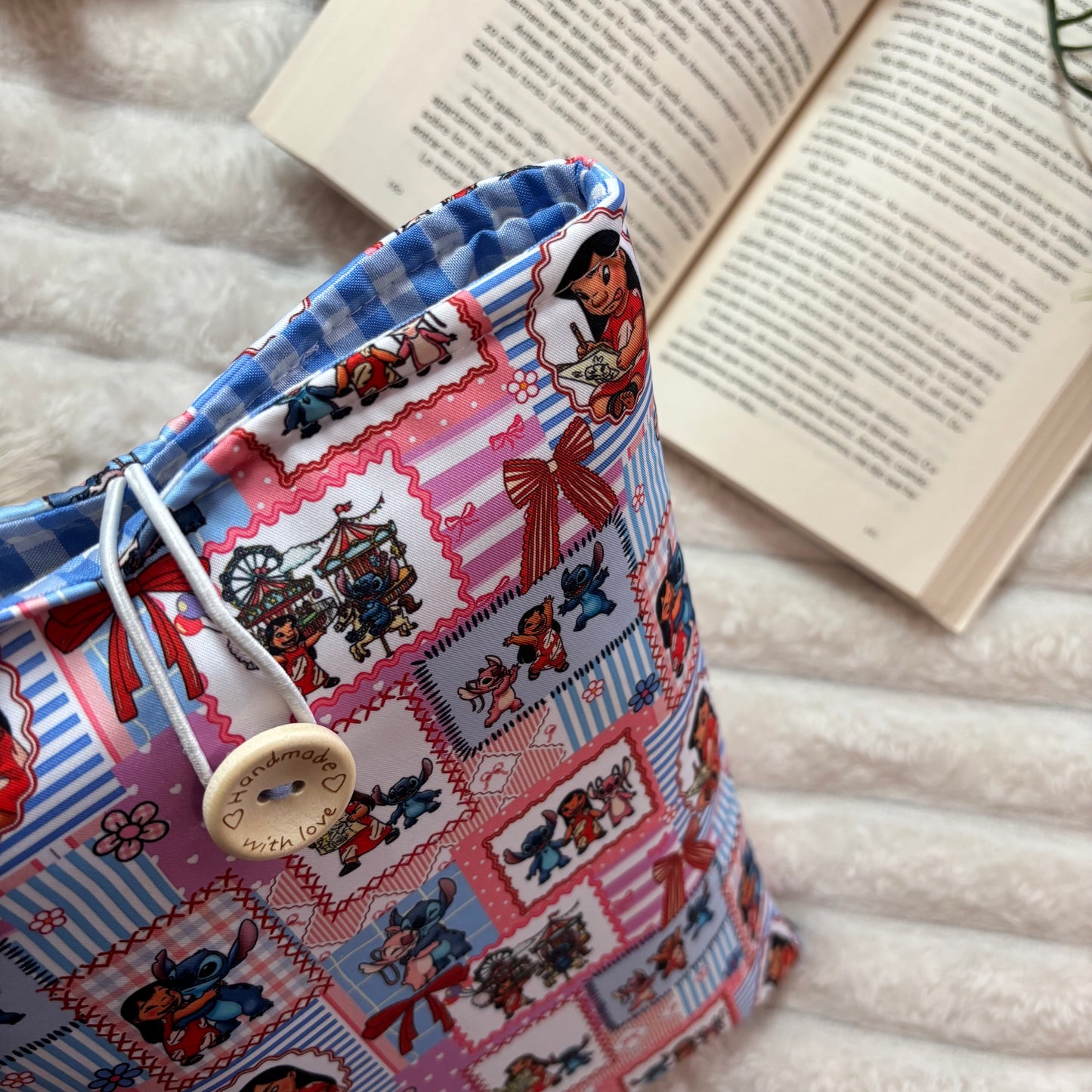 Funda literaria Lilo, Stitch y Angel