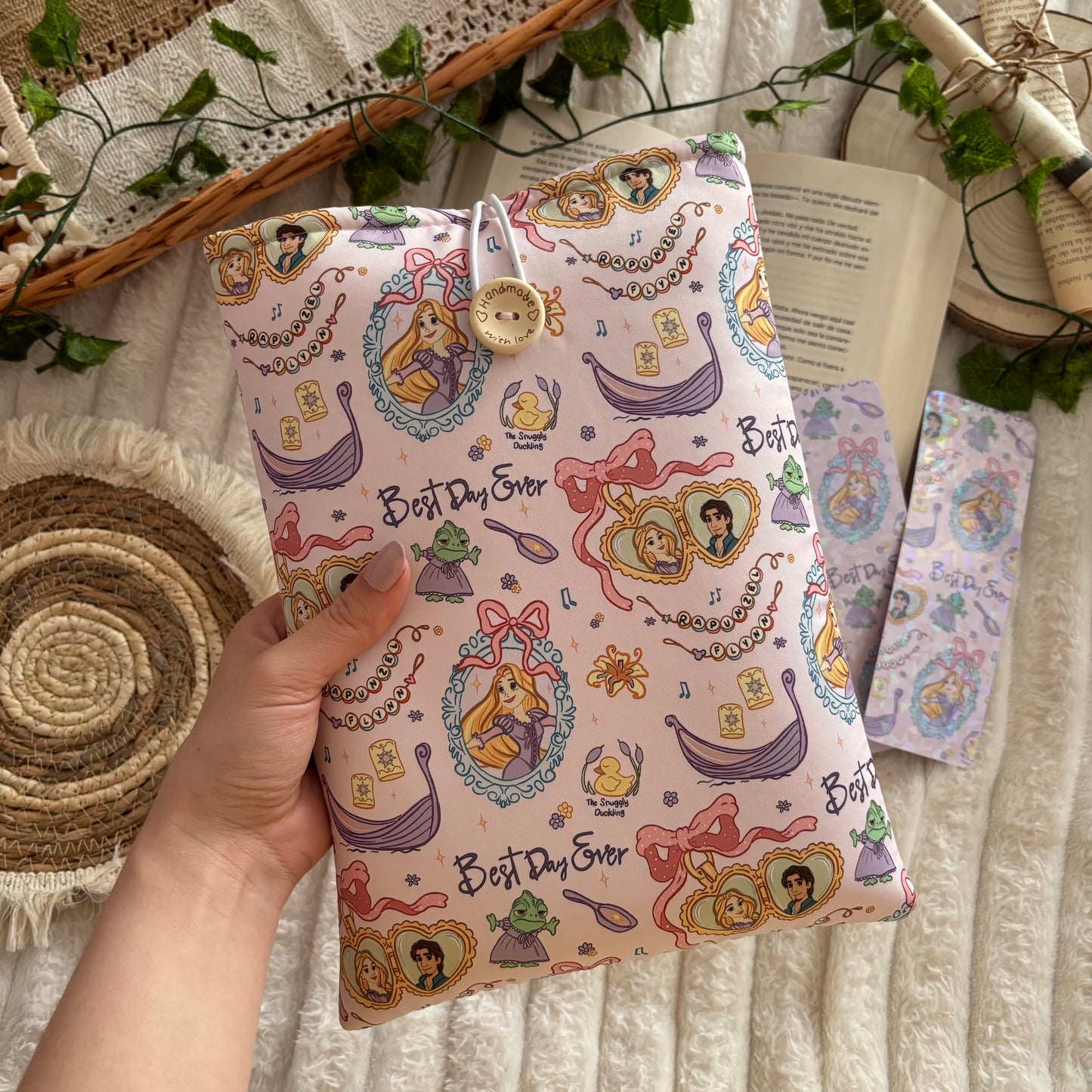 Funda literaria Rapunzel y Finn