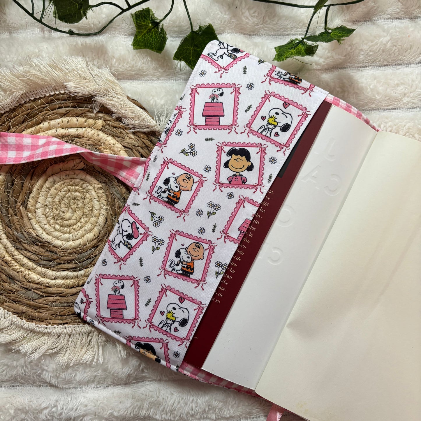 Funda de solapas cuadros de Snoopy