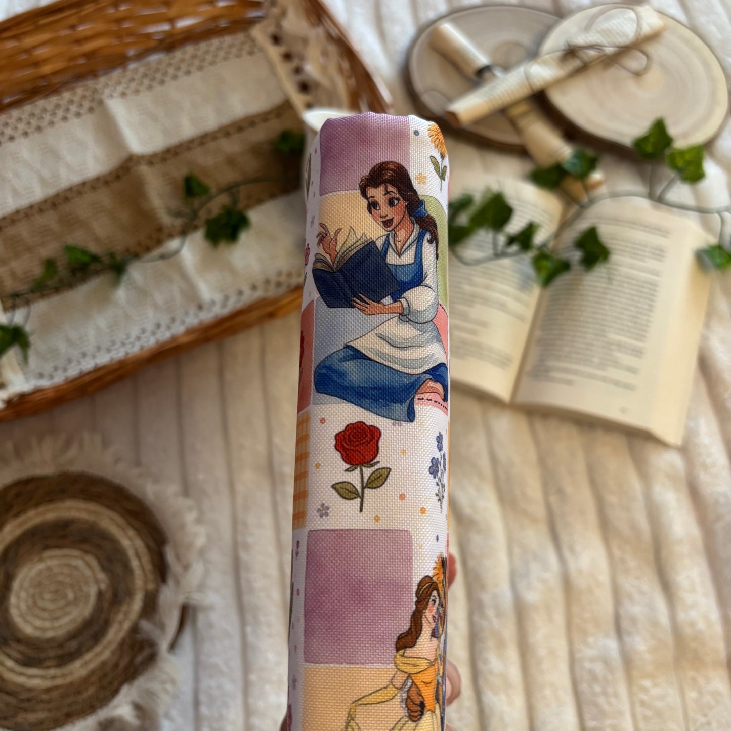 Funda ajustable Bella y Bestia Bloom impermeable