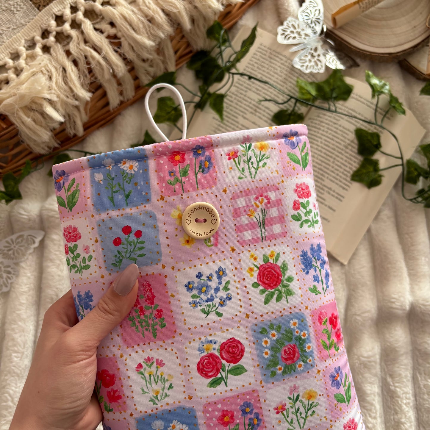 Funda literaria esencia primaveral