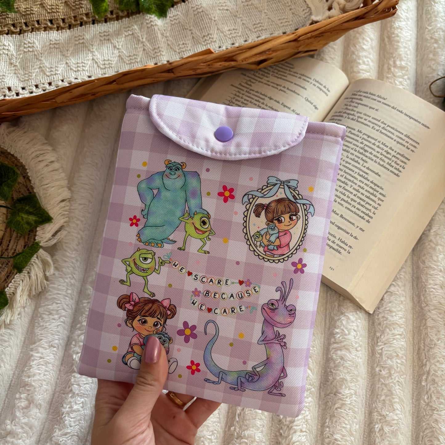 Funda kindle/kobo Monstruos S.A impermeable