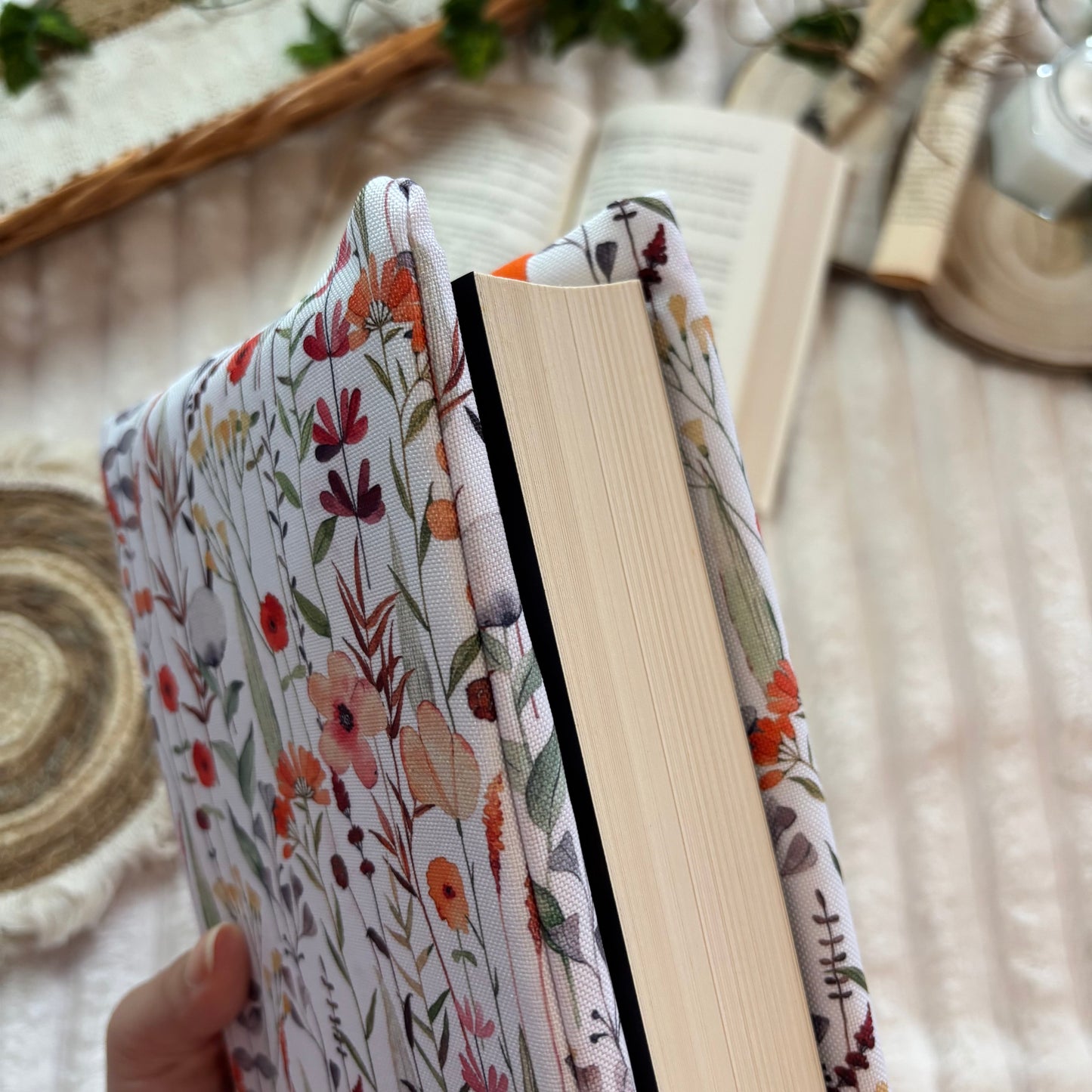 Funda ajustable ramas de flores impermeable