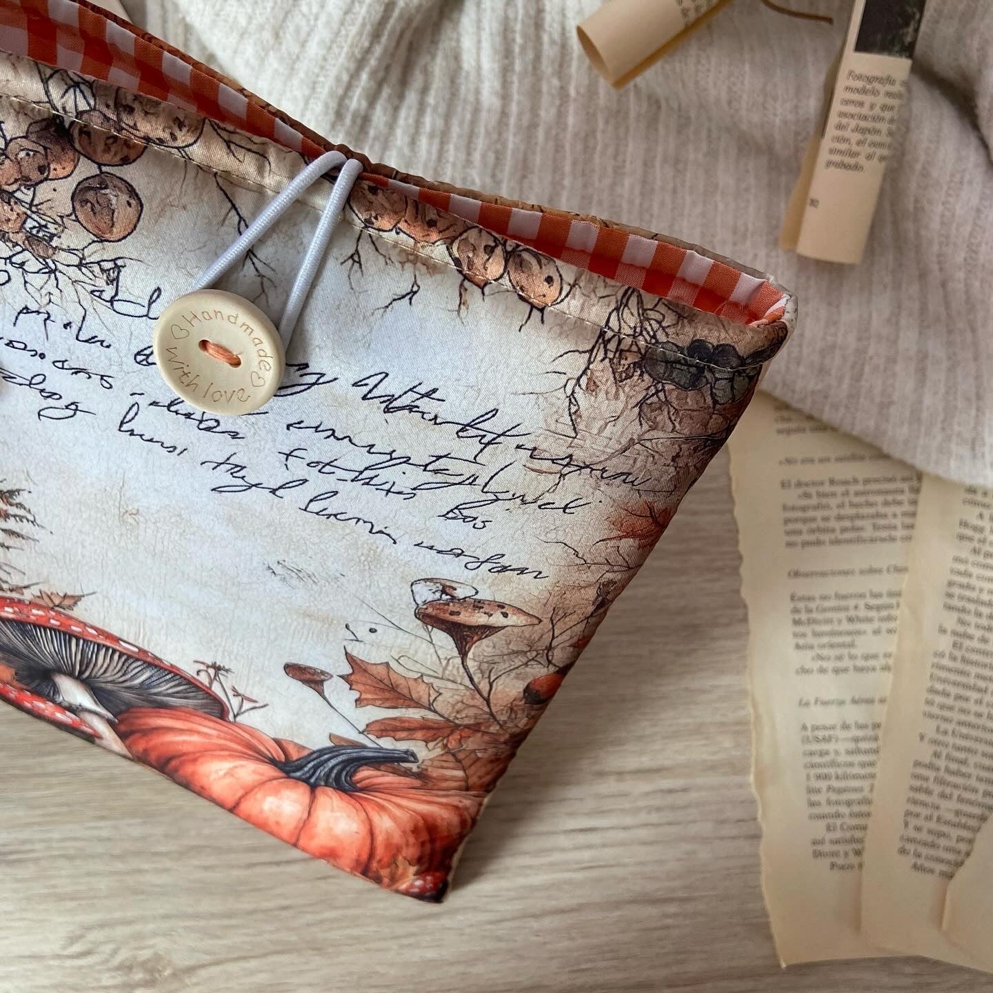 Funda literaria la lluvia en otoño
