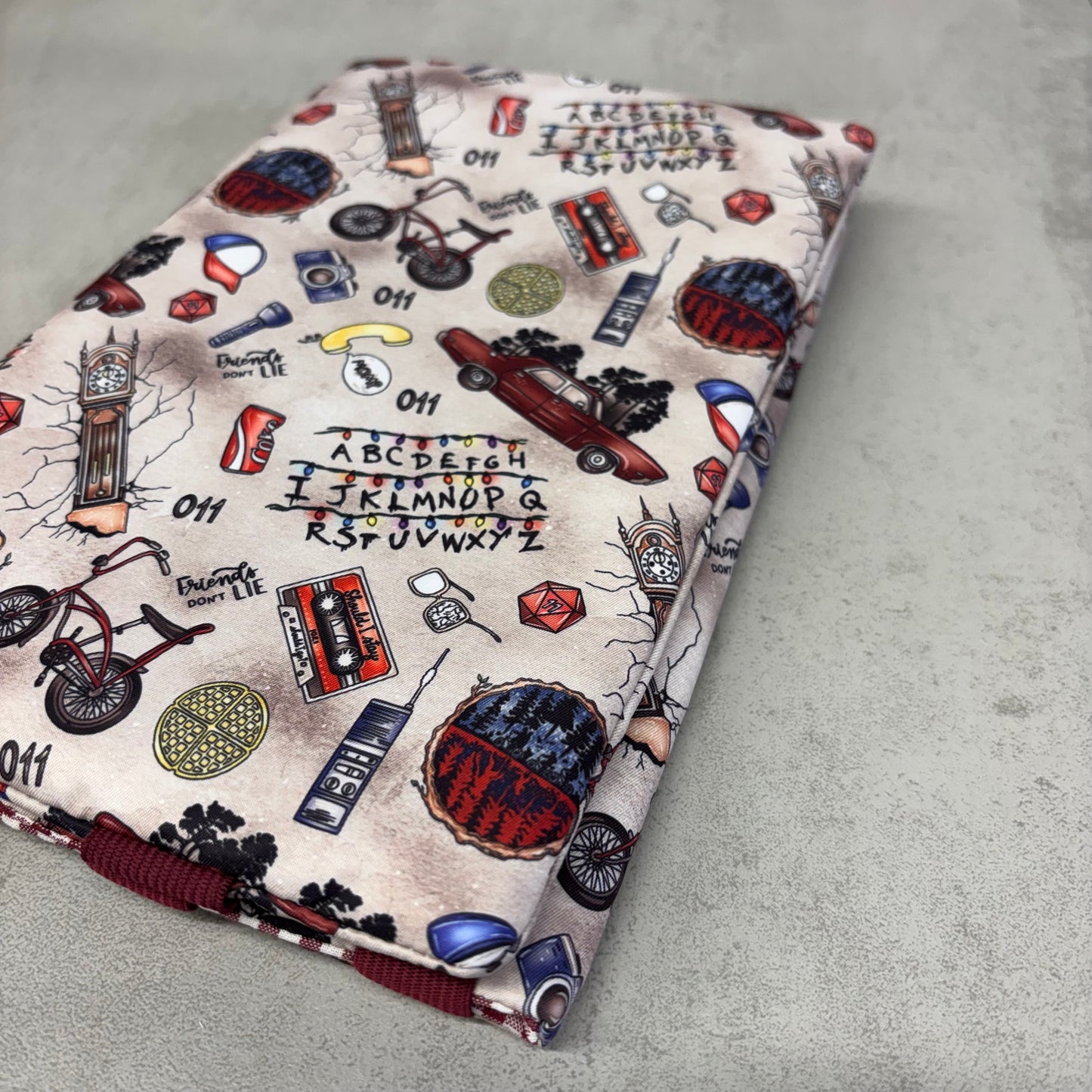 Funda ajustable Stranger things
