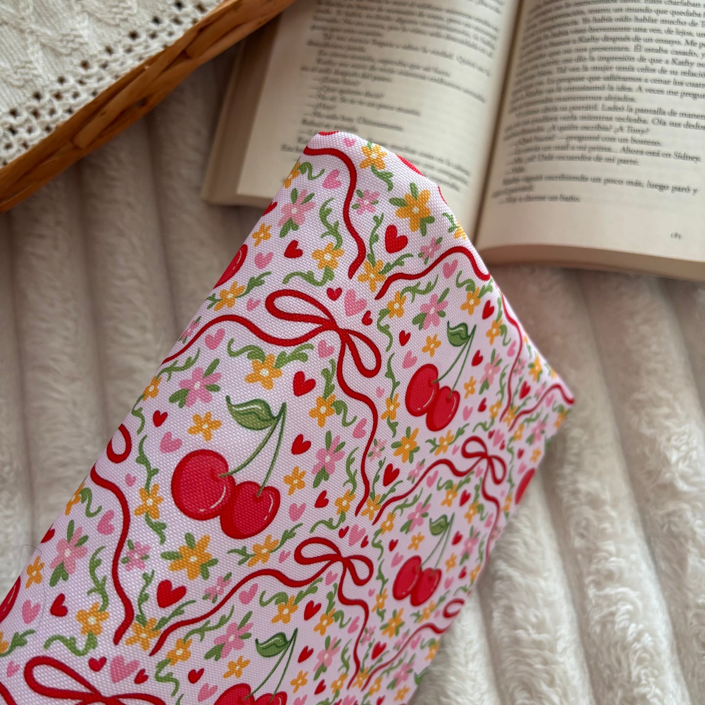 Funda ajustable cerezitas impermeable