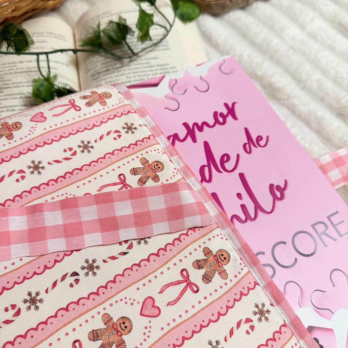 Funda literaria Gingerbread con lazo