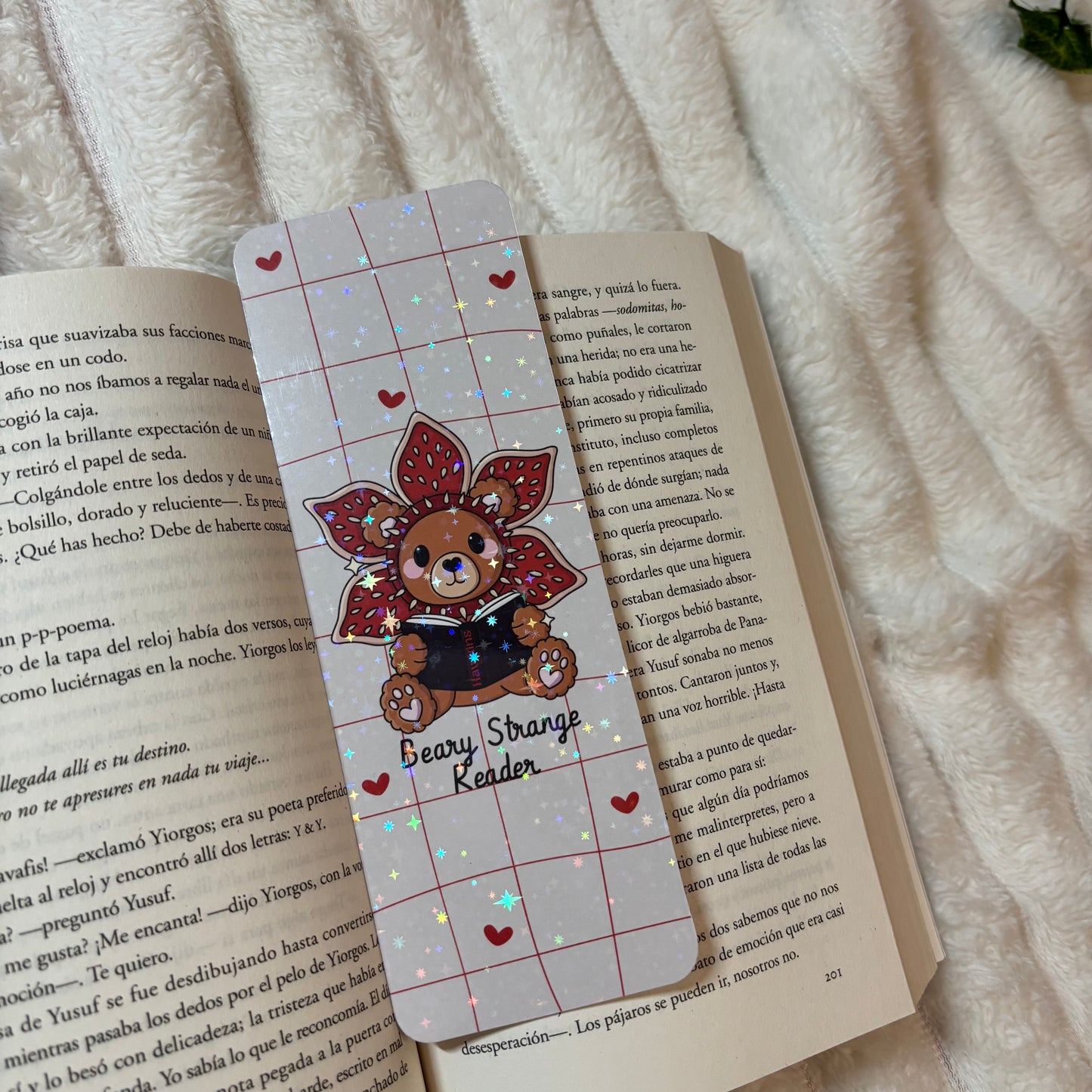 Marcapáginas Beary Strange Reader holográfico