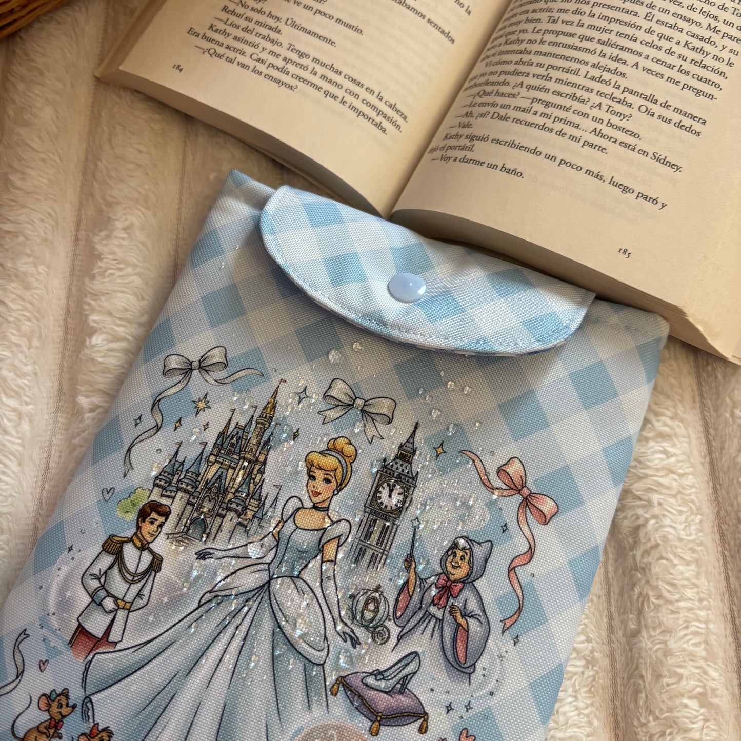 Funda kindle/kobo Cenicienta impermeable
