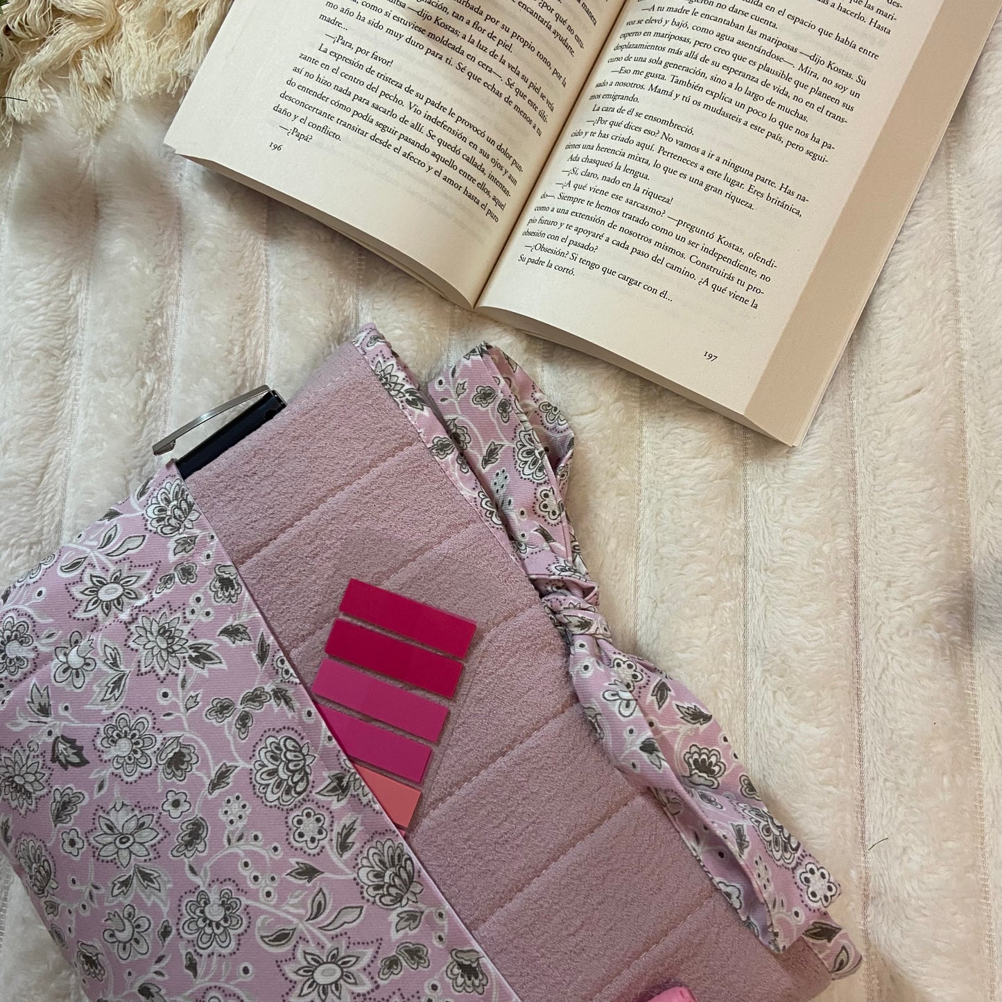 Funda literaria Rosalia con bolsillo acolchada