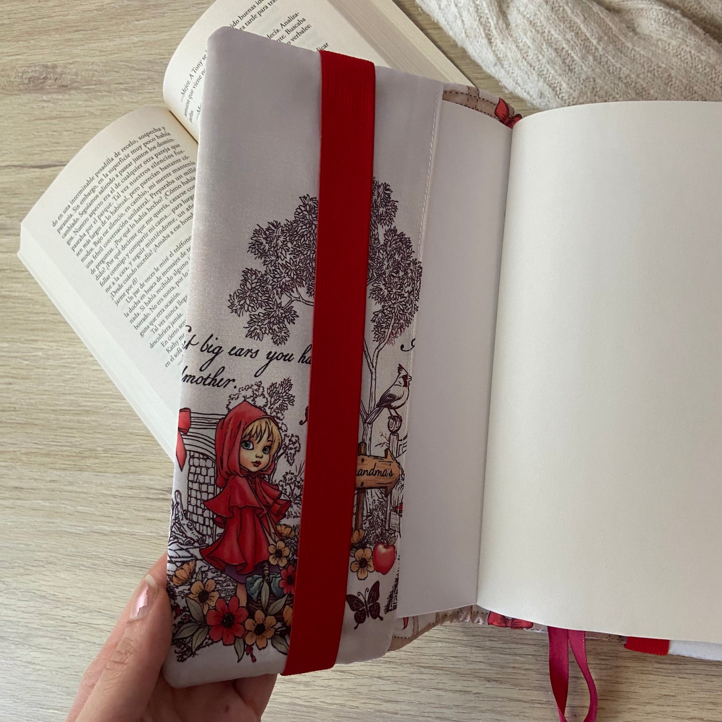 Funda ajustable Caperucita roja