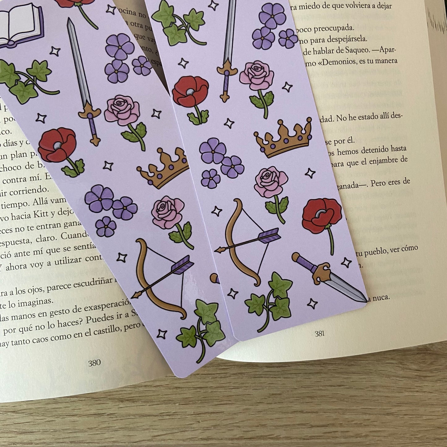 Pack funda powerless + marcapáginas + taza